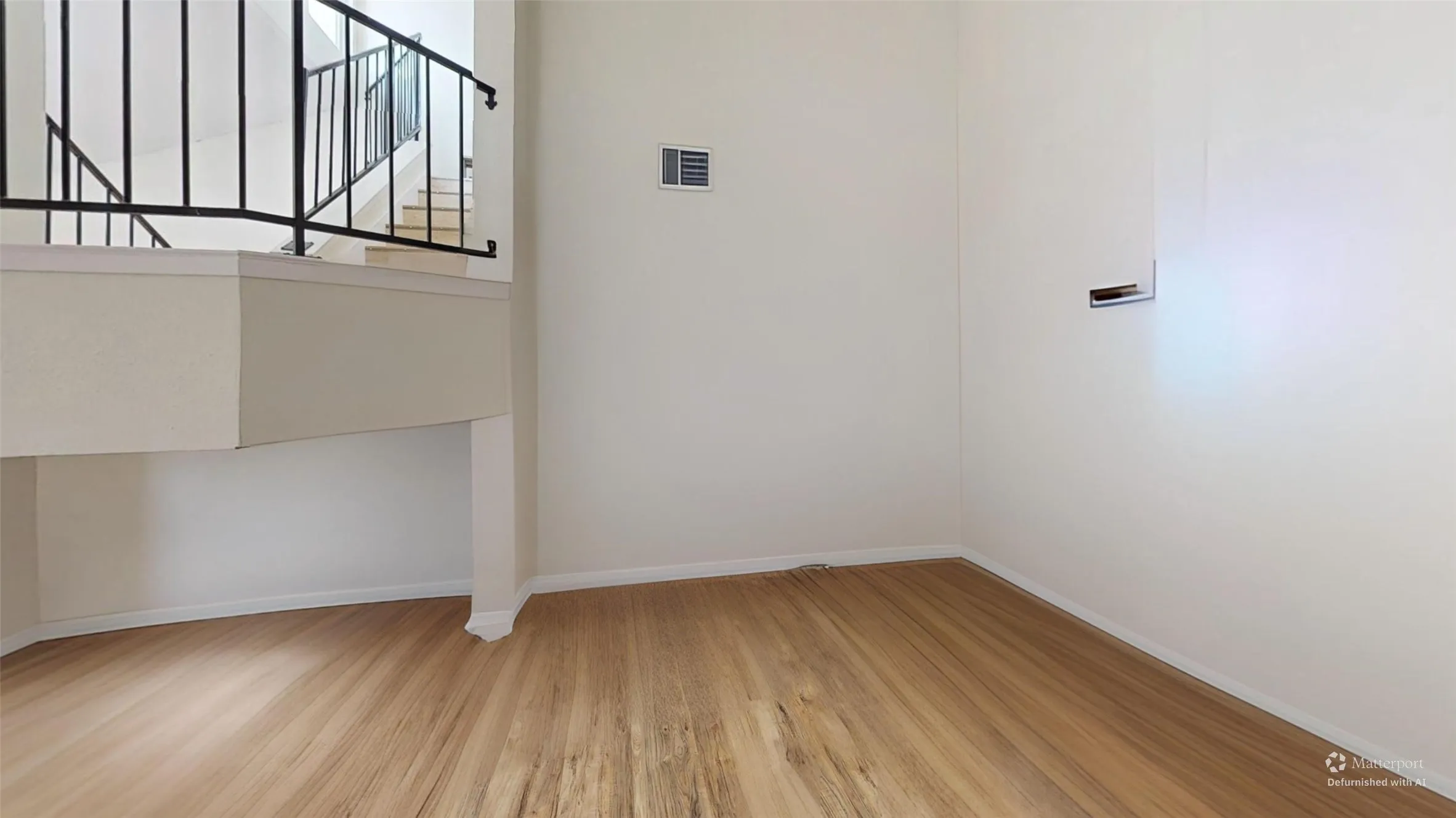 Single Family Residence For Sale in Denton County , 654 Harvest Hill Street, Lewisville, Texas 75067, 2 Bedroom, 2 Bathroom, Garage spaces, 1,314 Sqft, built in 1983, Price $250,000, mls#21355145, Real Estate Agent in Lewisville, Homes For Sale in Denton county, Homes For Sale in Lewisville, Realtor in Lewisville Texas, Real Estate Brokerage Independent Realty Texas, Luminita Cordes Realtor
