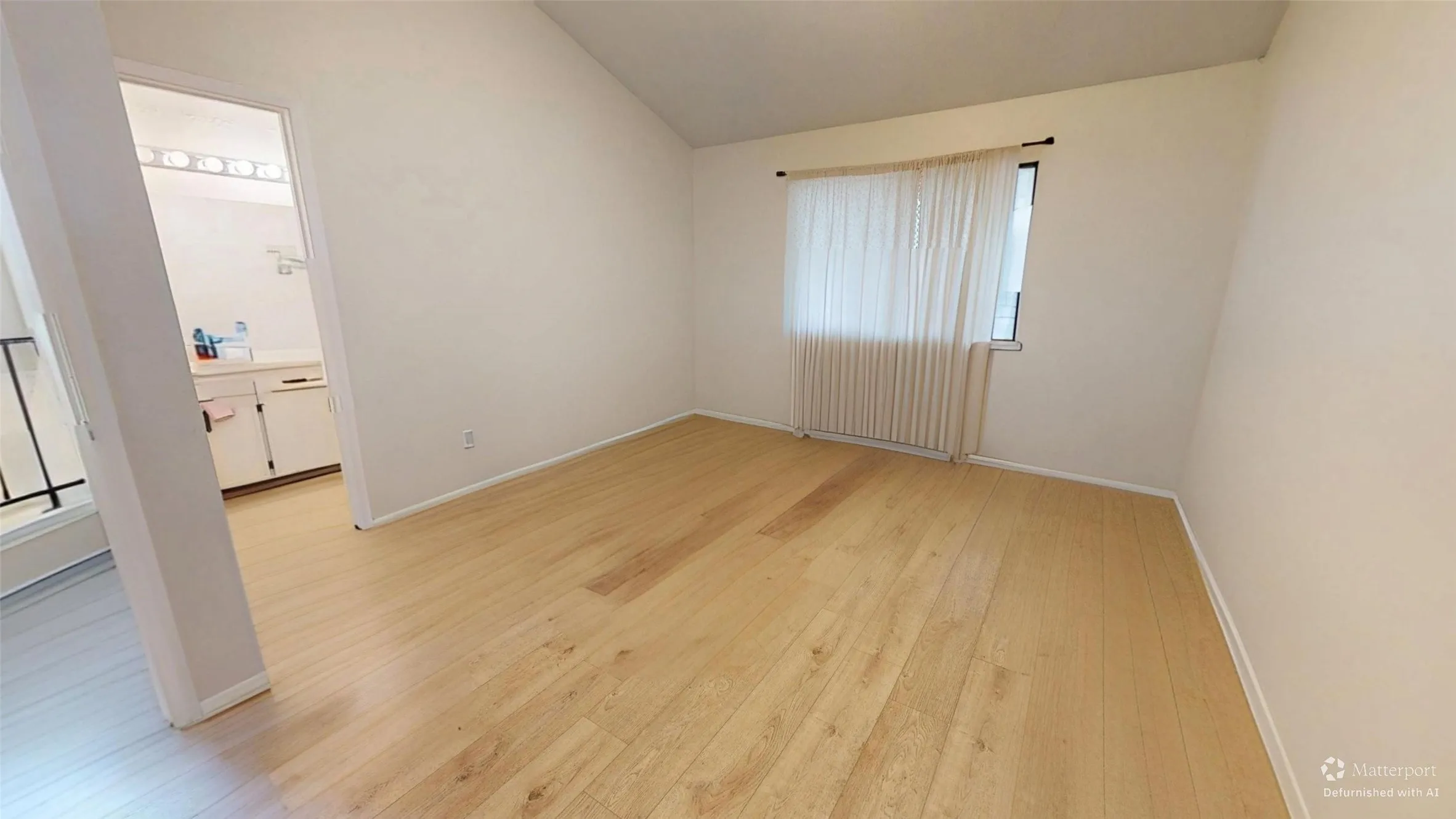 Single Family Residence For Sale in Denton County , 654 Harvest Hill Street, Lewisville, Texas 75067, 2 Bedroom, 2 Bathroom, Garage spaces, 1,314 Sqft, built in 1983, Price $250,000, mls#21355145, Real Estate Agent in Lewisville, Homes For Sale in Denton county, Homes For Sale in Lewisville, Realtor in Lewisville Texas, Real Estate Brokerage Independent Realty Texas, Luminita Cordes Realtor