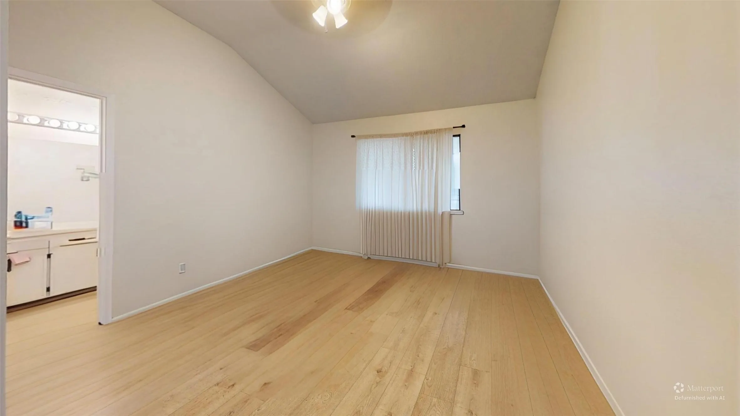 Single Family Residence For Sale in Denton County , 654 Harvest Hill Street, Lewisville, Texas 75067, 2 Bedroom, 2 Bathroom, Garage spaces, 1,314 Sqft, built in 1983, Price $250,000, mls#21355145, Real Estate Agent in Lewisville, Homes For Sale in Denton county, Homes For Sale in Lewisville, Realtor in Lewisville Texas, Real Estate Brokerage Independent Realty Texas, Luminita Cordes Realtor