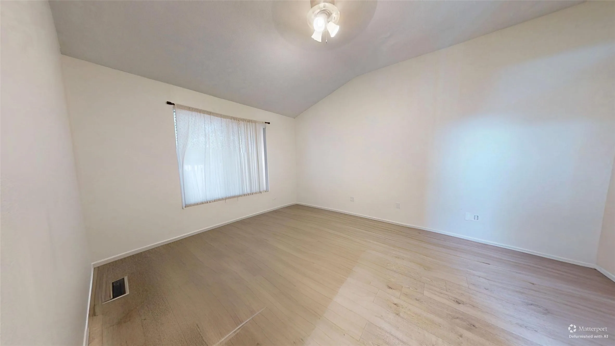 Single Family Residence For Sale in Denton County , 654 Harvest Hill Street, Lewisville, Texas 75067, 2 Bedroom, 2 Bathroom, Garage spaces, 1,314 Sqft, built in 1983, Price $250,000, mls#21355145, Real Estate Agent in Lewisville, Homes For Sale in Denton county, Homes For Sale in Lewisville, Realtor in Lewisville Texas, Real Estate Brokerage Independent Realty Texas, Luminita Cordes Realtor