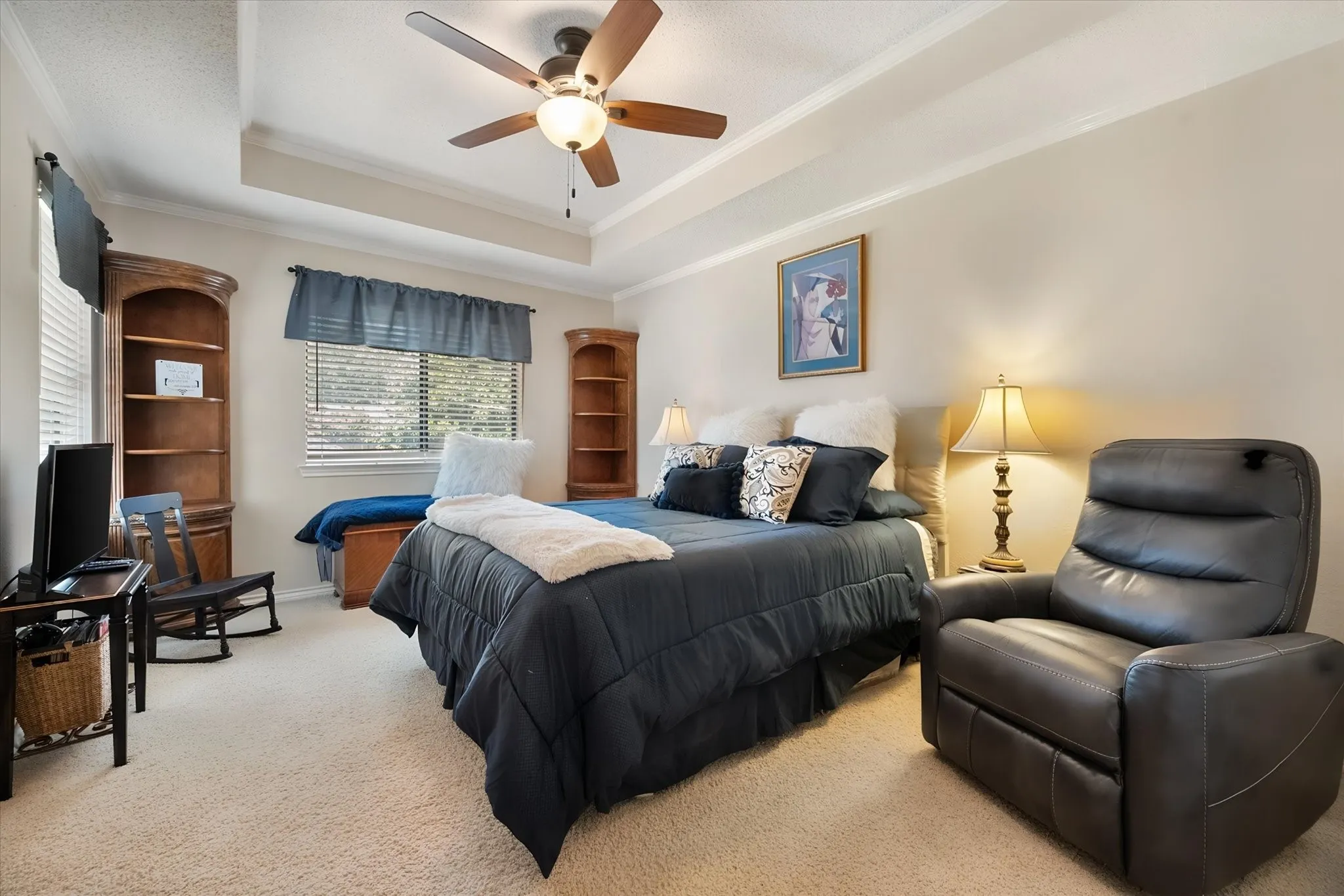 Single Family Residence For Sale in Tarrant County , 3320 Thorntree Court, Arlington, Texas 76016, 4 Bedroom, 4 Bathroom, 3 Garage spaces, 3,426 Sqft, built in 1986, mls#21355205, Real Estate Agent in Arlington, Homes For Sale in Tarrant county, Homes For Sale in Arlington, Realtor in Arlington Texas, Real Estate Brokerage Independent Realty Texas, Luminita Cordes Realtor