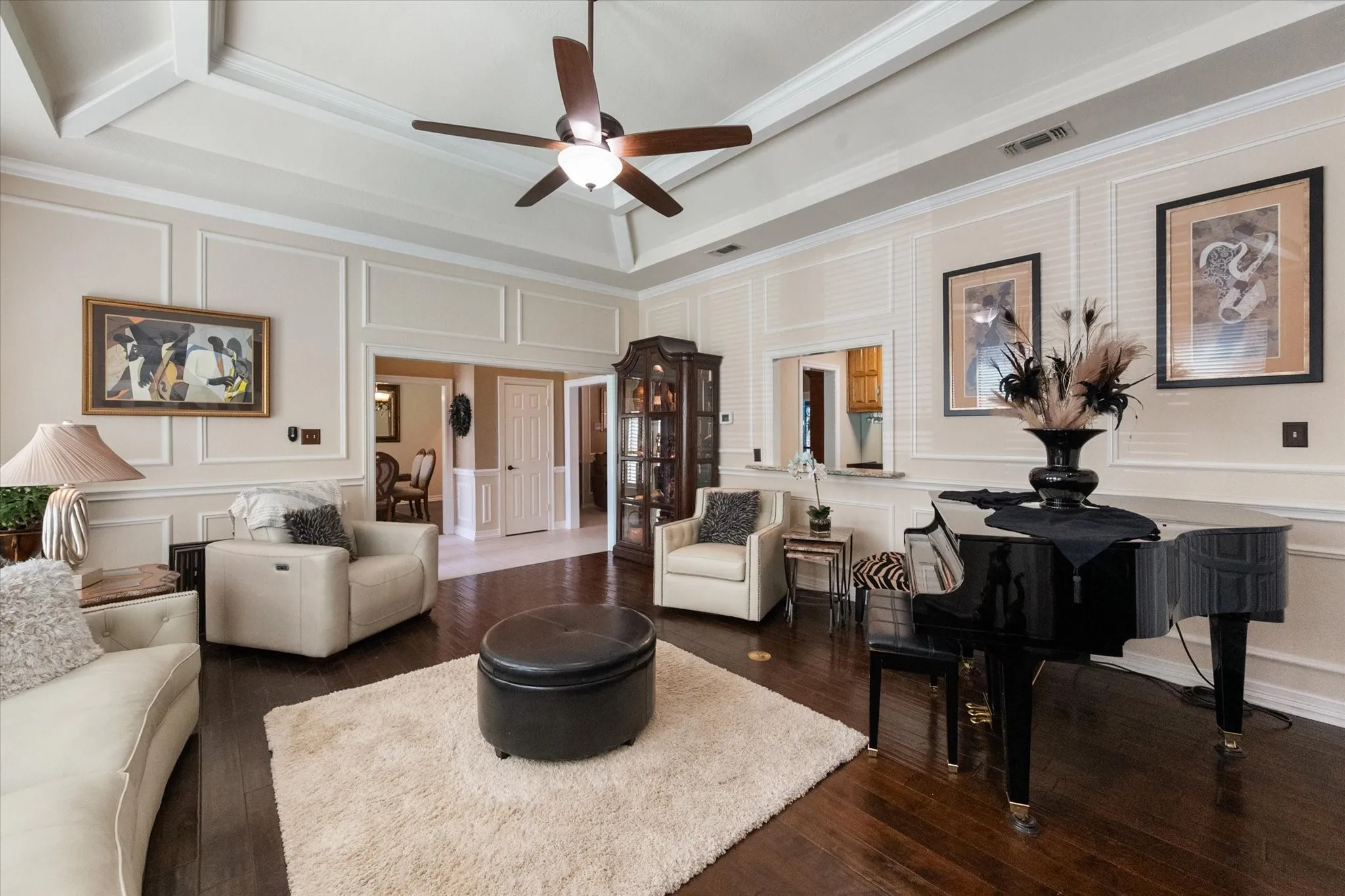 Single Family Residence For Sale in Tarrant County , 3320 Thorntree Court, Arlington, Texas 76016, 4 Bedroom, 4 Bathroom, 3 Garage spaces, 3,426 Sqft, built in 1986, mls#21355205, Real Estate Agent in Arlington, Homes For Sale in Tarrant county, Homes For Sale in Arlington, Realtor in Arlington Texas, Real Estate Brokerage Independent Realty Texas, Luminita Cordes Realtor