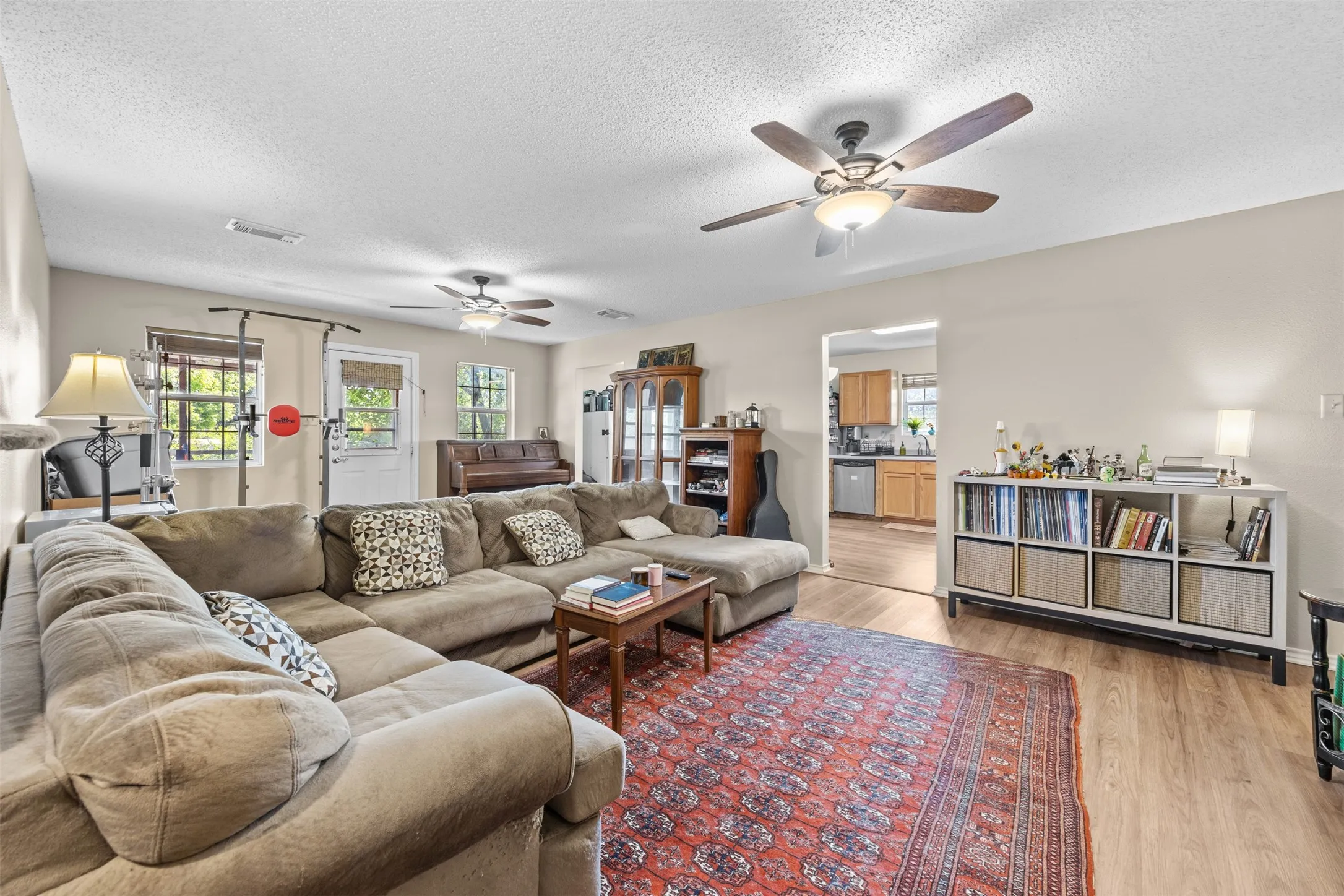 Single Family Residence For Sale in Bosque County , 701 N 2nd Street, Cranfills Gap, Texas 76637, 4 Bedroom, 2 Bathroom, Garage spaces, 1,896 Sqft, built in 2004, mls#21356129, Real Estate Agent in Cranfills Gap, Homes For Sale in Bosque county, Homes For Sale in Cranfills Gap, Realtor in Cranfills Gap Texas, Real Estate Brokerage Independent Realty Texas, Luminita Cordes Realtor