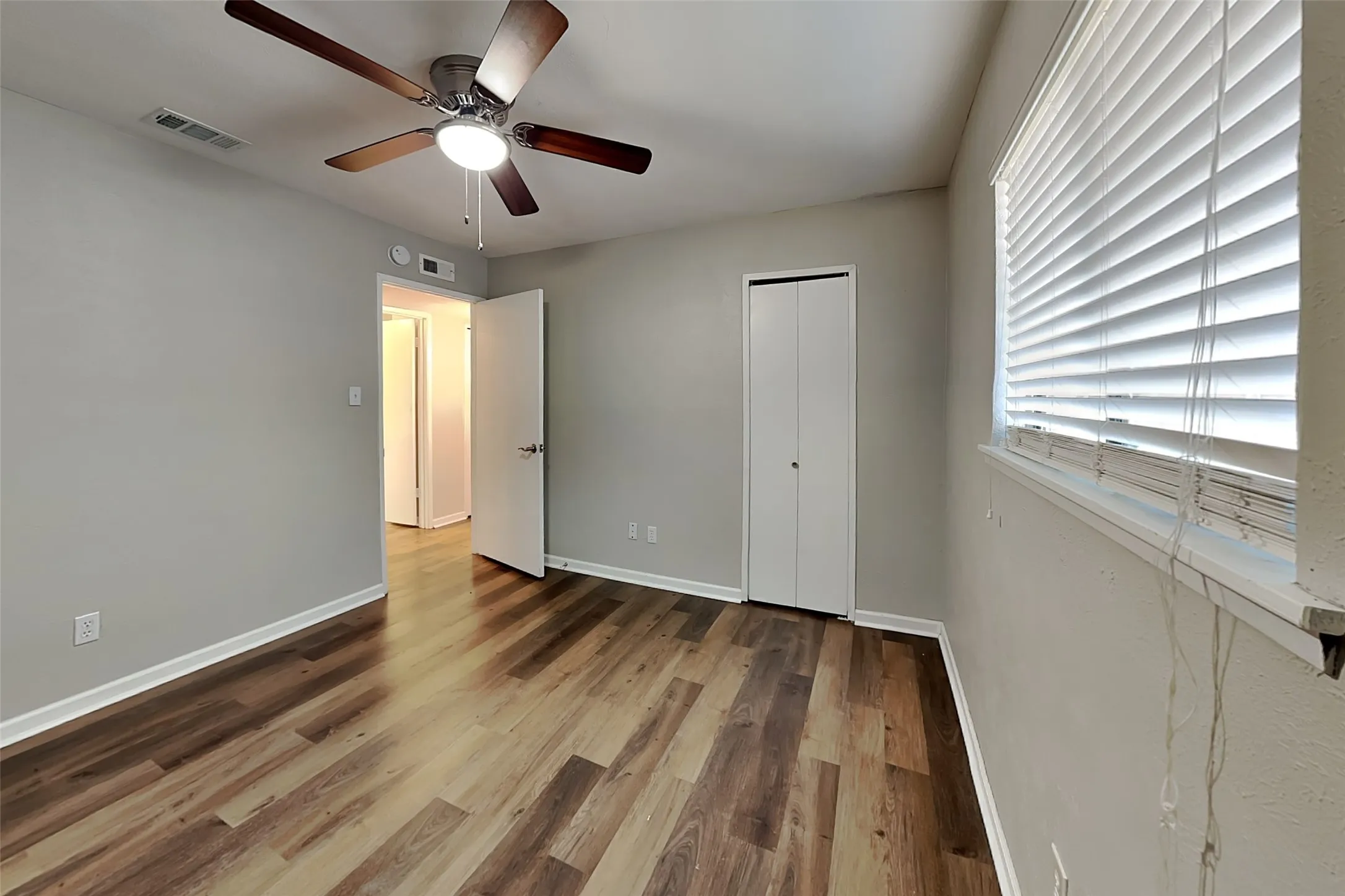 Single Family Residence For Rent in Collin County , 4644 Ringgold Lane, Plano, Texas 75093, 3 Bedroom, 2 Bathroom, 2 Garage spaces, 1,918 Sqft, built in 1981, mls#21356276, Real Estate Agent in Plano, Homes For Rent in Collin county, Homes For Rent in Plano, Realtor in Plano Texas, Real Estate Brokerage Independent Realty Texas, Luminita Cordes Realtor