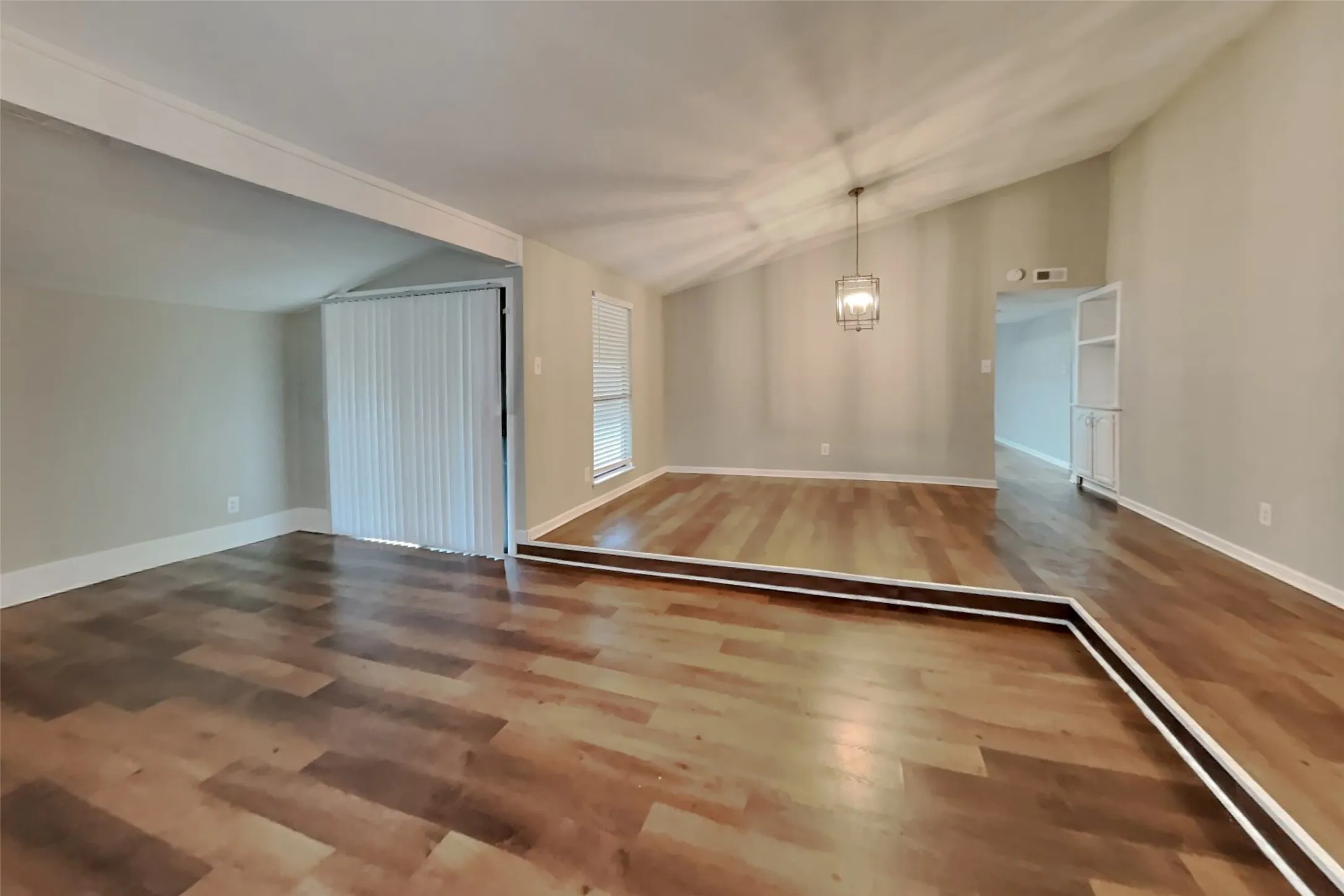 Single Family Residence For Rent in Collin County , 4644 Ringgold Lane, Plano, Texas 75093, 3 Bedroom, 2 Bathroom, 2 Garage spaces, 1,918 Sqft, built in 1981, mls#21356276, Real Estate Agent in Plano, Homes For Rent in Collin county, Homes For Rent in Plano, Realtor in Plano Texas, Real Estate Brokerage Independent Realty Texas, Luminita Cordes Realtor