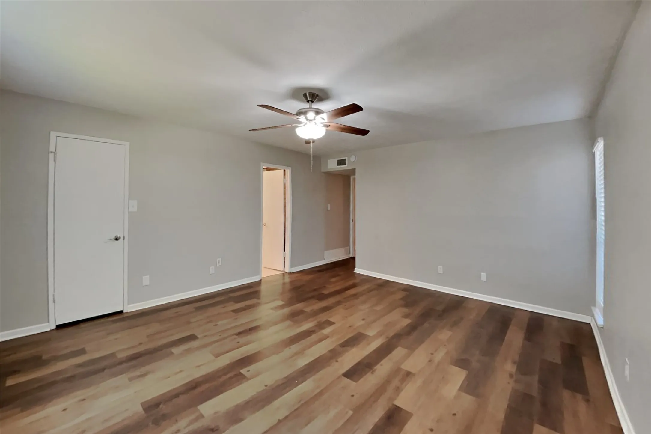 Single Family Residence For Rent in Collin County , 4644 Ringgold Lane, Plano, Texas 75093, 3 Bedroom, 2 Bathroom, 2 Garage spaces, 1,918 Sqft, built in 1981, mls#21356276, Real Estate Agent in Plano, Homes For Rent in Collin county, Homes For Rent in Plano, Realtor in Plano Texas, Real Estate Brokerage Independent Realty Texas, Luminita Cordes Realtor