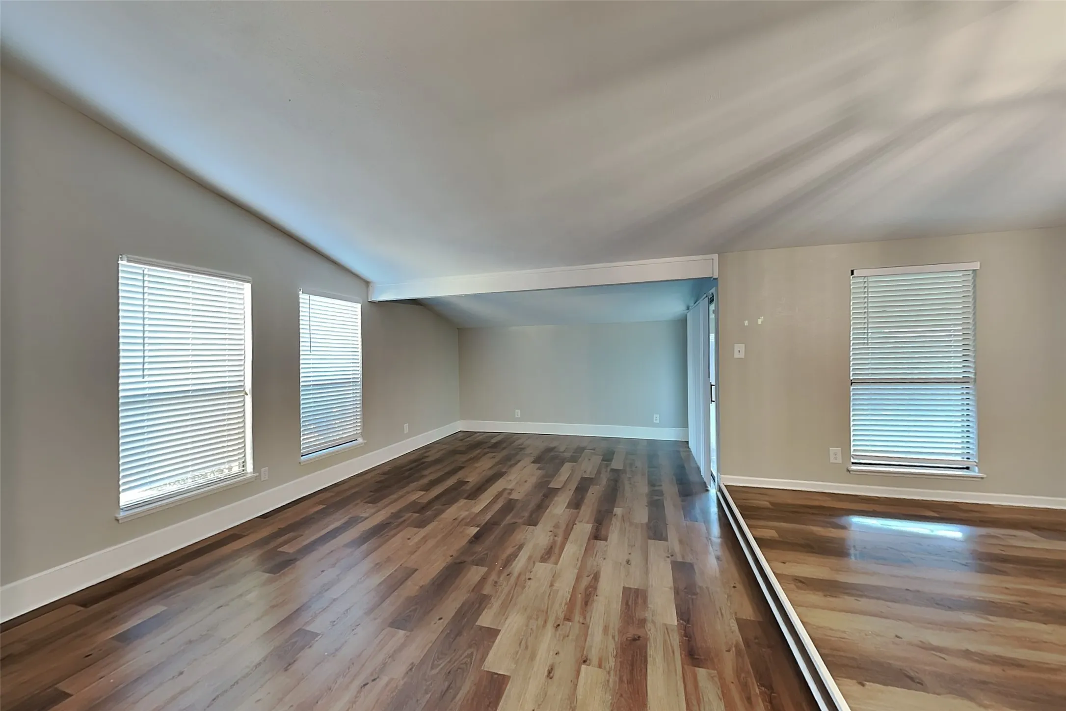 Single Family Residence For Rent in Collin County , 4644 Ringgold Lane, Plano, Texas 75093, 3 Bedroom, 2 Bathroom, 2 Garage spaces, 1,918 Sqft, built in 1981, mls#21356276, Real Estate Agent in Plano, Homes For Rent in Collin county, Homes For Rent in Plano, Realtor in Plano Texas, Real Estate Brokerage Independent Realty Texas, Luminita Cordes Realtor