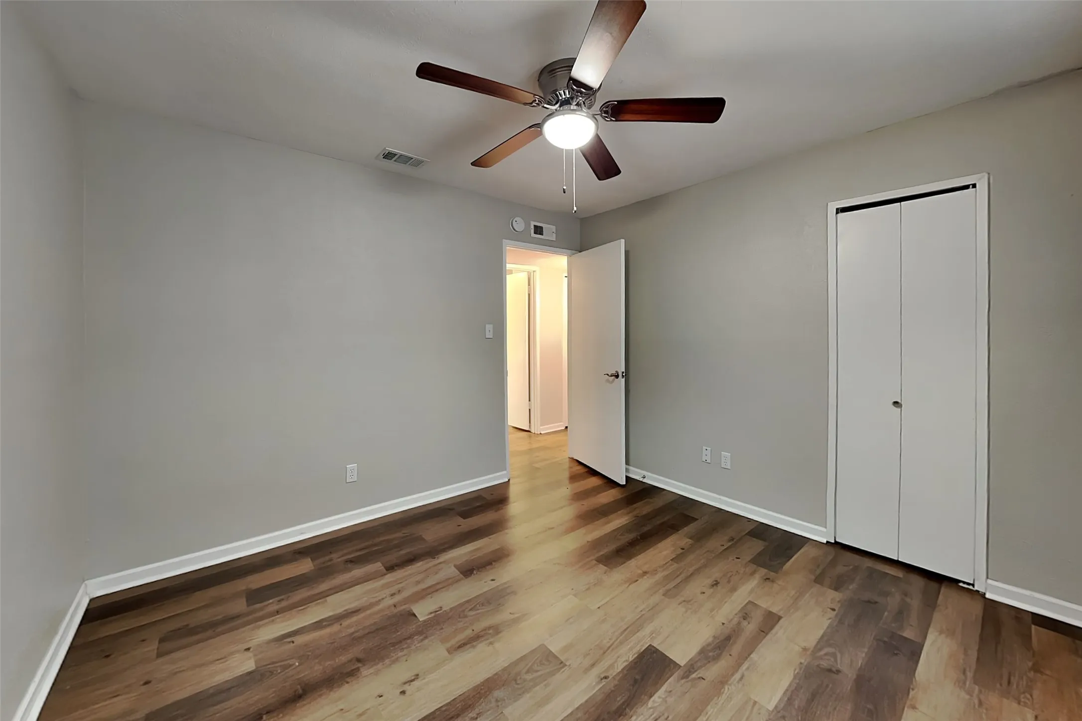Single Family Residence For Rent in Collin County , 4644 Ringgold Lane, Plano, Texas 75093, 3 Bedroom, 2 Bathroom, 2 Garage spaces, 1,918 Sqft, built in 1981, mls#21356276, Real Estate Agent in Plano, Homes For Rent in Collin county, Homes For Rent in Plano, Realtor in Plano Texas, Real Estate Brokerage Independent Realty Texas, Luminita Cordes Realtor