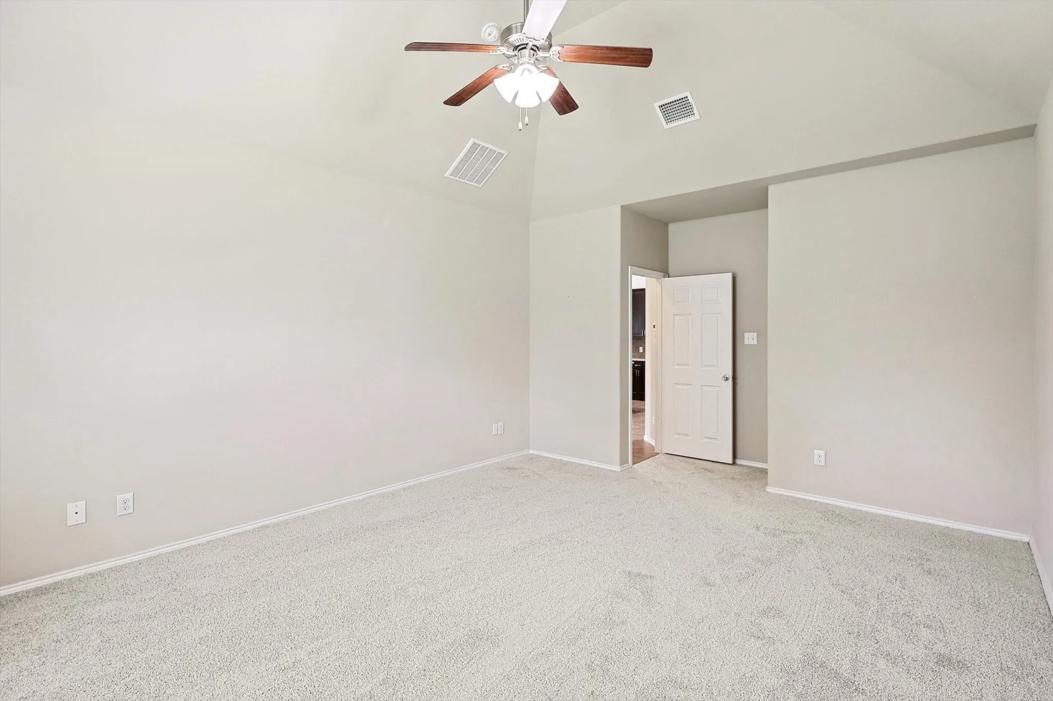 Single Family Residence For Rent in Denton County , 2321 Scott Creek Drive, Little Elm, Texas 75068, 4 Bedroom, 2 Bathroom, 2 Garage spaces, 2,006 Sqft, built in 2013, mls#21356000, Real Estate Agent in Little Elm, Homes For Rent in Denton county, Homes For Rent in Little Elm, Realtor in Little Elm Texas, Real Estate Brokerage Independent Realty Texas, Luminita Cordes Realtor