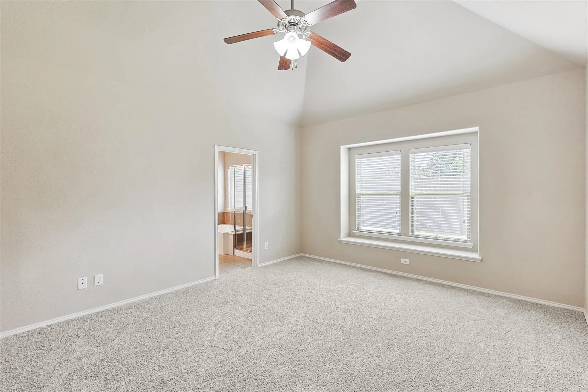 Single Family Residence For Rent in Denton County , 2321 Scott Creek Drive, Little Elm, Texas 75068, 4 Bedroom, 2 Bathroom, 2 Garage spaces, 2,006 Sqft, built in 2013, mls#21356000, Real Estate Agent in Little Elm, Homes For Rent in Denton county, Homes For Rent in Little Elm, Realtor in Little Elm Texas, Real Estate Brokerage Independent Realty Texas, Luminita Cordes Realtor