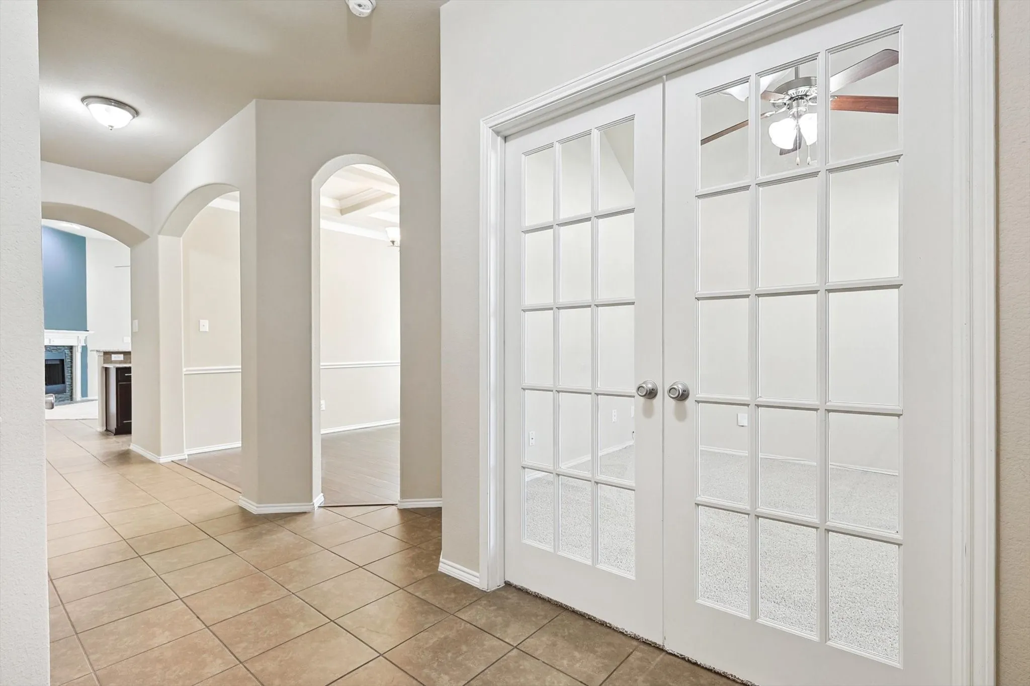 Single Family Residence For Rent in Denton County , 2321 Scott Creek Drive, Little Elm, Texas 75068, 4 Bedroom, 2 Bathroom, 2 Garage spaces, 2,006 Sqft, built in 2013, mls#21356000, Real Estate Agent in Little Elm, Homes For Rent in Denton county, Homes For Rent in Little Elm, Realtor in Little Elm Texas, Real Estate Brokerage Independent Realty Texas, Luminita Cordes Realtor