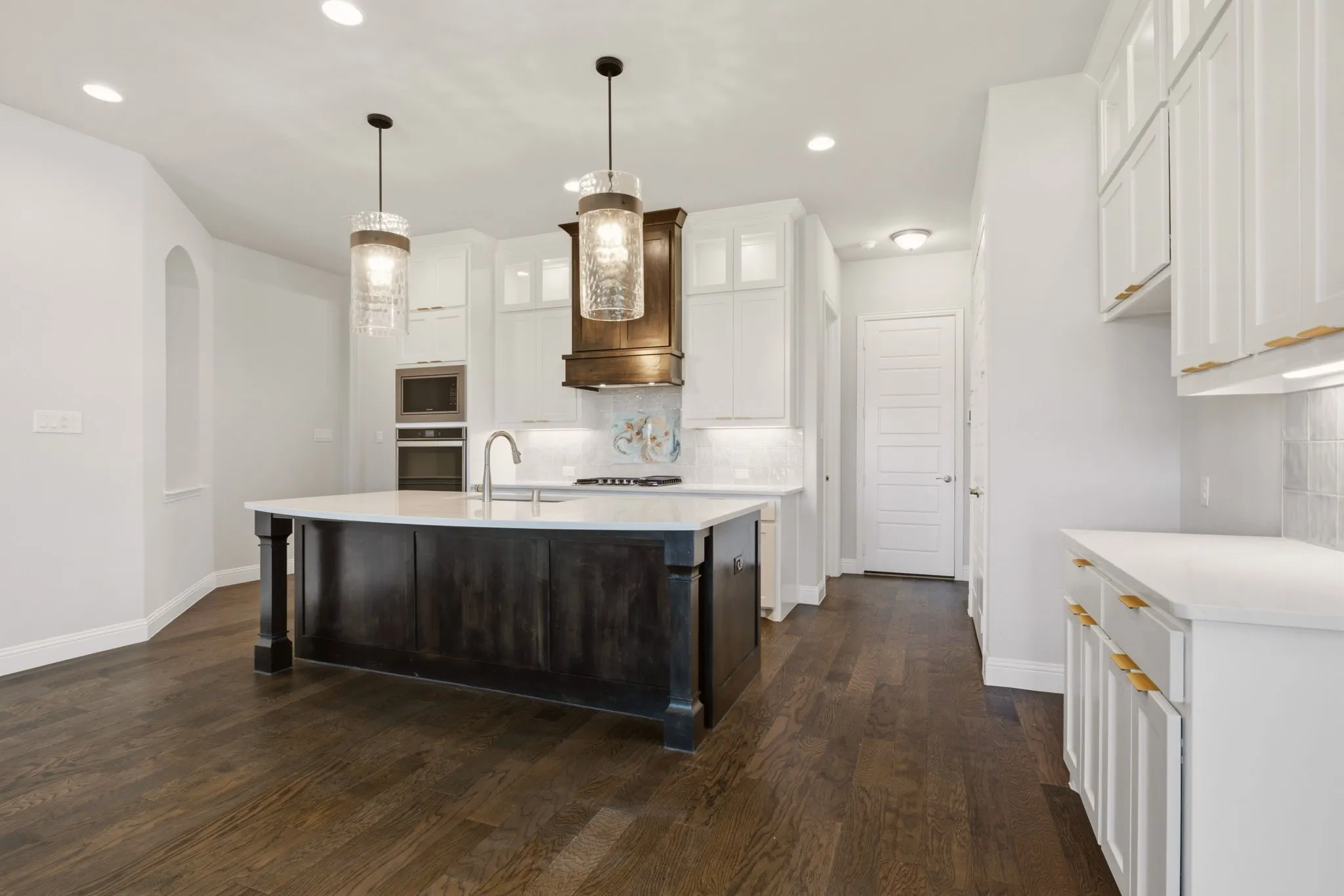 Single Family Residence For Sale in Collin County , 1300 David Drive, Anna, Texas 75409, 4 Bedroom, 3 Bathroom, 3 Garage spaces, 2,517 Sqft, built in 2023, mls#21356287, Real Estate Agent in Anna, Homes For Sale in Collin county, Homes For Sale in Anna, Realtor in Anna Texas, Real Estate Brokerage Independent Realty Texas, Luminita Cordes Realtor