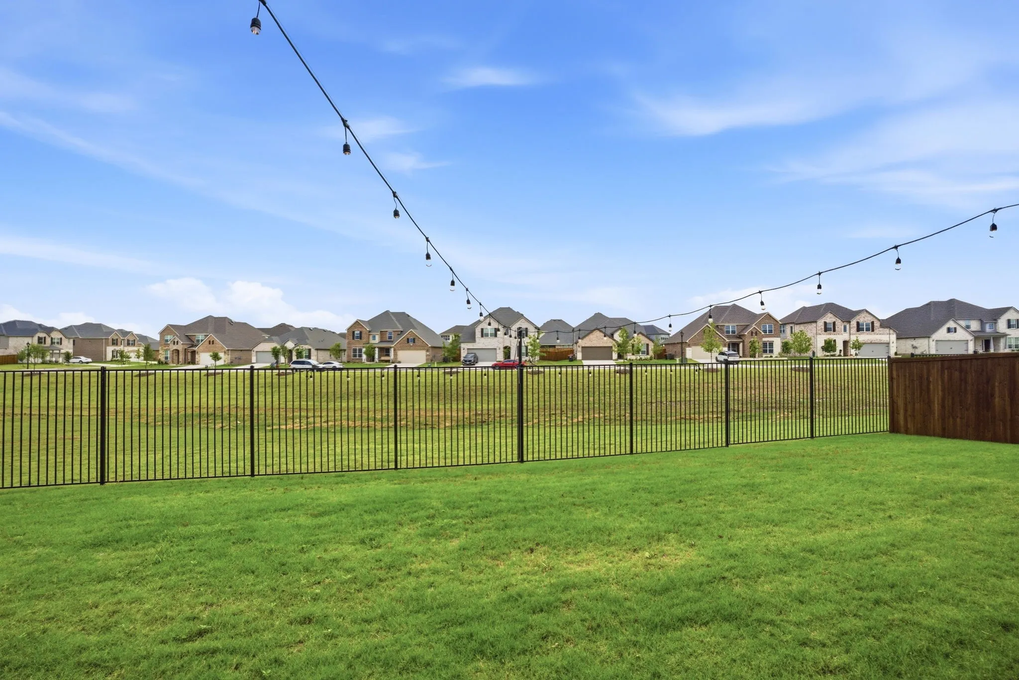 Single Family Residence For Sale in Collin County , 1300 David Drive, Anna, Texas 75409, 4 Bedroom, 3 Bathroom, 3 Garage spaces, 2,517 Sqft, built in 2023, mls#21356287, Real Estate Agent in Anna, Homes For Sale in Collin county, Homes For Sale in Anna, Realtor in Anna Texas, Real Estate Brokerage Independent Realty Texas, Luminita Cordes Realtor