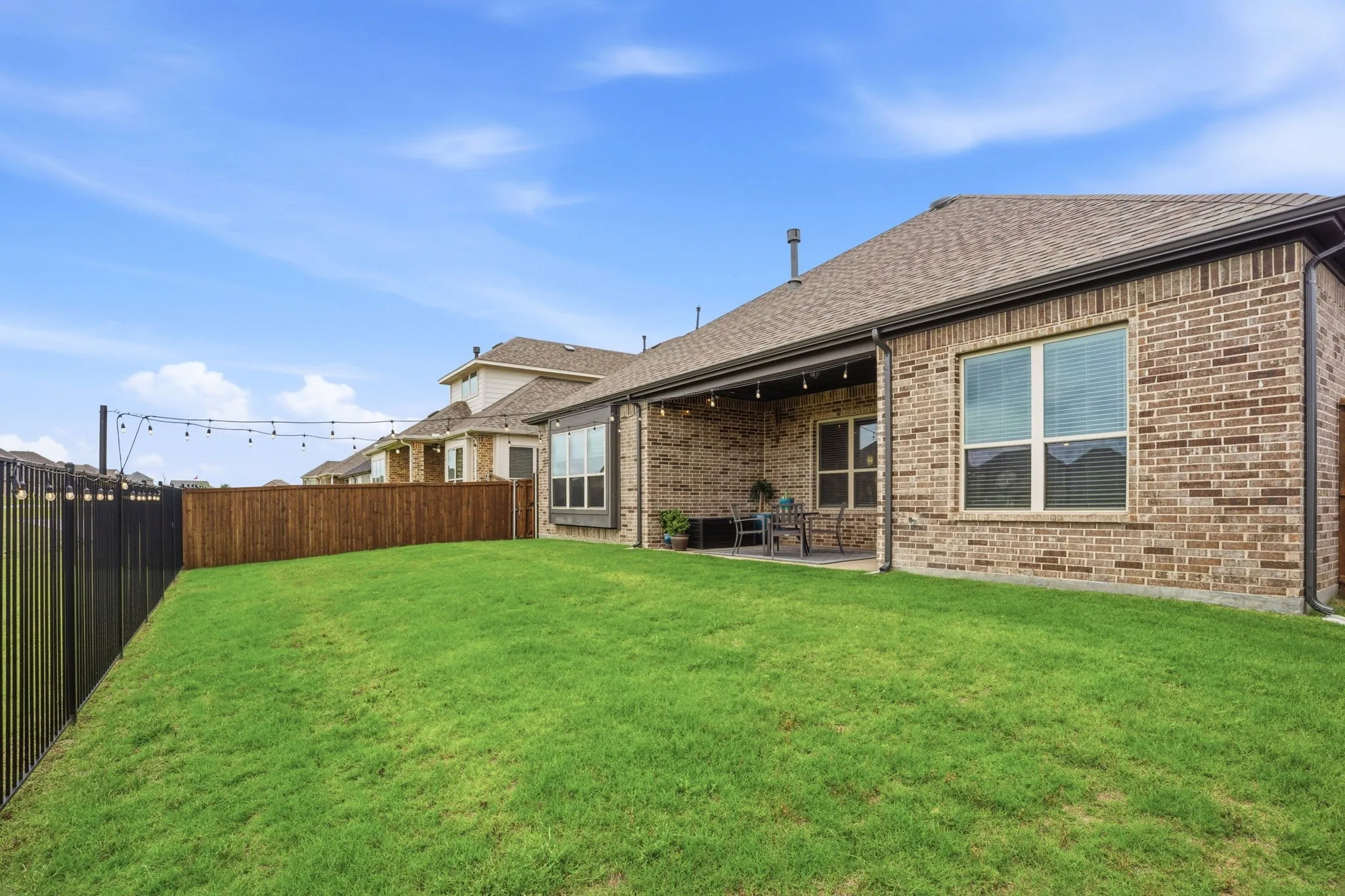 Single Family Residence For Sale in Collin County , 1300 David Drive, Anna, Texas 75409, 4 Bedroom, 3 Bathroom, 3 Garage spaces, 2,517 Sqft, built in 2023, mls#21356287, Real Estate Agent in Anna, Homes For Sale in Collin county, Homes For Sale in Anna, Realtor in Anna Texas, Real Estate Brokerage Independent Realty Texas, Luminita Cordes Realtor