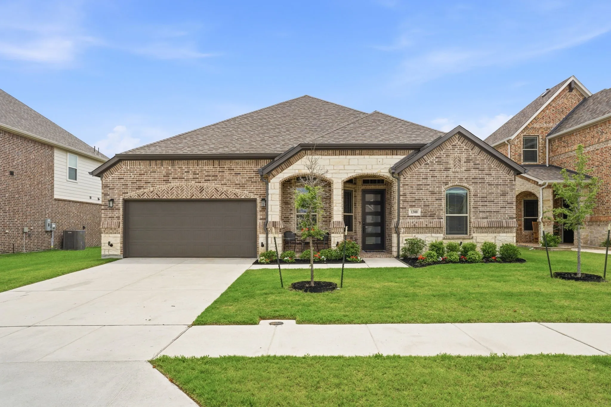 Single Family Residence For Sale in Collin County , 1300 David Drive, Anna, Texas 75409, 4 Bedroom, 3 Bathroom, 3 Garage spaces, 2,517 Sqft, built in 2023, mls#21356287, Real Estate Agent in Anna, Homes For Sale in Collin county, Homes For Sale in Anna, Realtor in Anna Texas, Real Estate Brokerage Independent Realty Texas, Luminita Cordes Realtor