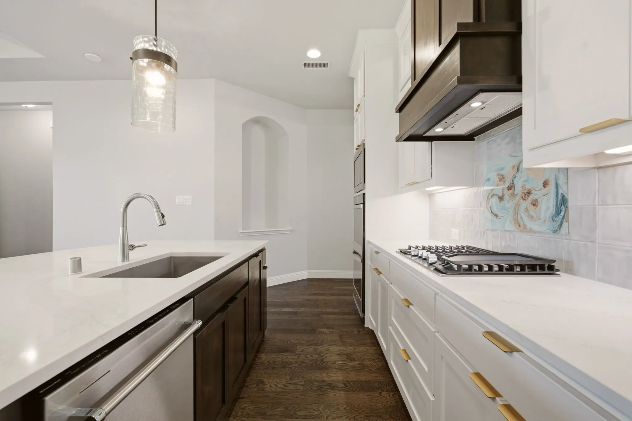 Single Family Residence For Sale in Collin County , 1300 David Drive, Anna, Texas 75409, 4 Bedroom, 3 Bathroom, 3 Garage spaces, 2,517 Sqft, built in 2023, mls#21356287, Real Estate Agent in Anna, Homes For Sale in Collin county, Homes For Sale in Anna, Realtor in Anna Texas, Real Estate Brokerage Independent Realty Texas, Luminita Cordes Realtor