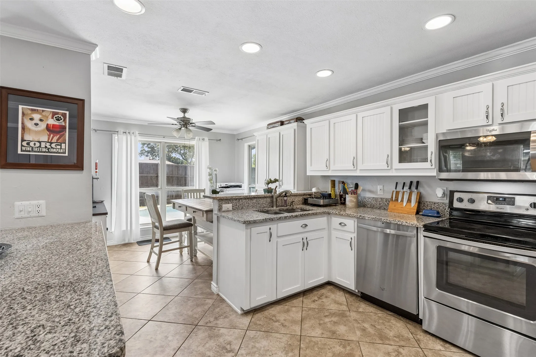 Single Family Residence For Sale in Collin County , 3100 Bullock Drive, Plano, Texas 75023, 3 Bedroom, 2 Bathroom, 2 Garage spaces, 1,738 Sqft, built in 1978, mls#21348275, Real Estate Agent in Plano, Homes For Sale in Collin county, Homes For Sale in Plano, Realtor in Plano Texas, Real Estate Brokerage Independent Realty Texas, Luminita Cordes Realtor