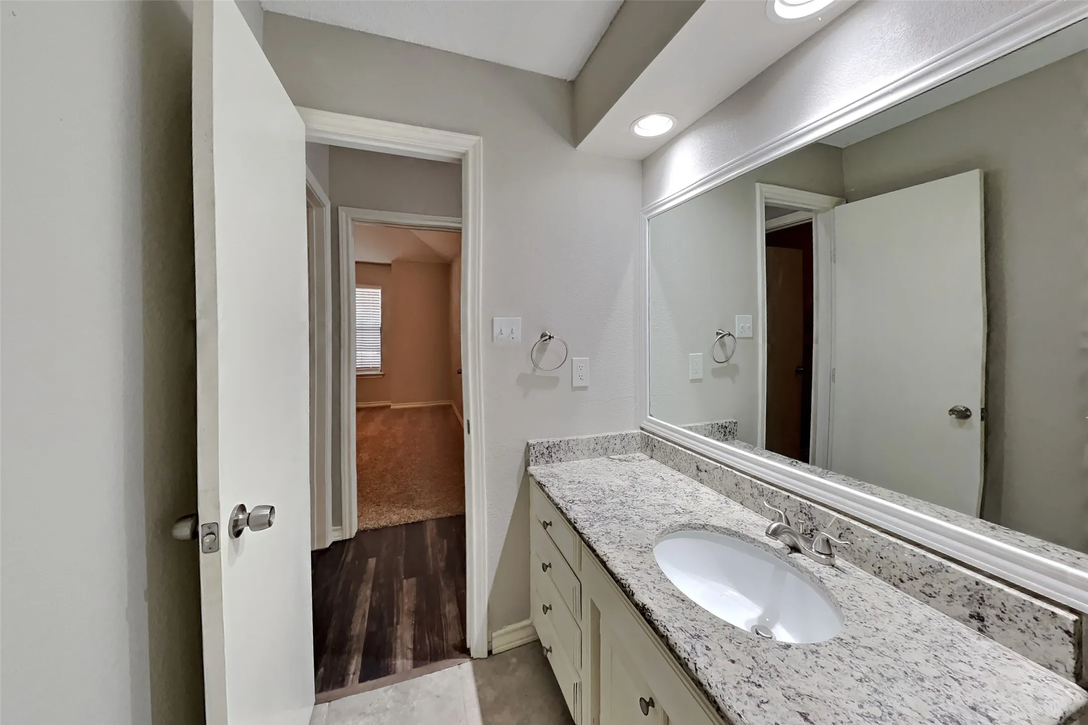Single Family Residence For Rent in Tarrant County , 3403 Boyd Trail, Arlington, Texas 76017, 3 Bedroom, 2 Bathroom, 2 Garage spaces, 2,291 Sqft, built in 1984, mls#21356290, Real Estate Agent in Arlington, Homes For Rent in Tarrant county, Homes For Rent in Arlington, Realtor in Arlington Texas, Real Estate Brokerage Independent Realty Texas, Luminita Cordes Realtor
