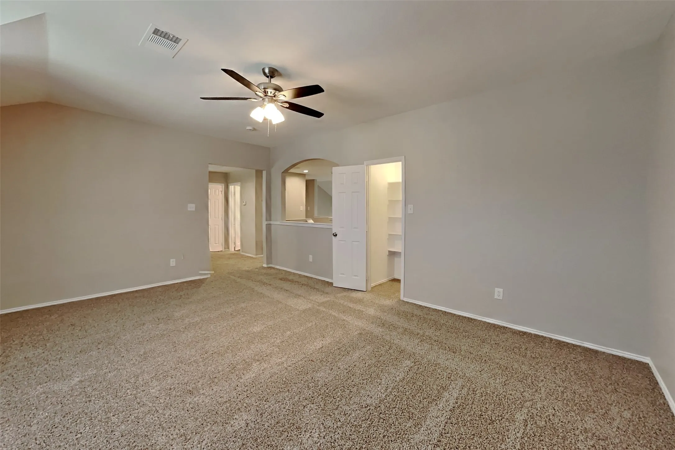Single Family Residence For Rent in Tarrant County , 2839 Park Place Drive, Grand Prairie, Texas 75052, 4 Bedroom, 3 Bathroom, 2 Garage spaces, 2,652 Sqft, built in 2003, mls#21356312, Real Estate Agent in Grand Prairie, Homes For Rent in Tarrant county, Homes For Rent in Grand Prairie, Realtor in Grand Prairie Texas, Real Estate Brokerage Independent Realty Texas, Luminita Cordes Realtor