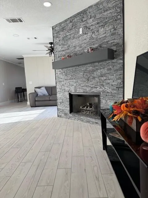 Single Family Residence For Sale in Denton County , 4000 Black Butte Drive, Denton, Texas 76210, 4 Bedroom, 3 Bathroom, 2 Garage spaces, 2,395 Sqft, built in 2004, Price $469,000, mls#21356314, Real Estate Agent in Denton, Homes For Sale in Denton county, Homes For Sale in Denton, Realtor in Denton Texas, Real Estate Brokerage Independent Realty Texas, Luminita Cordes Realtor