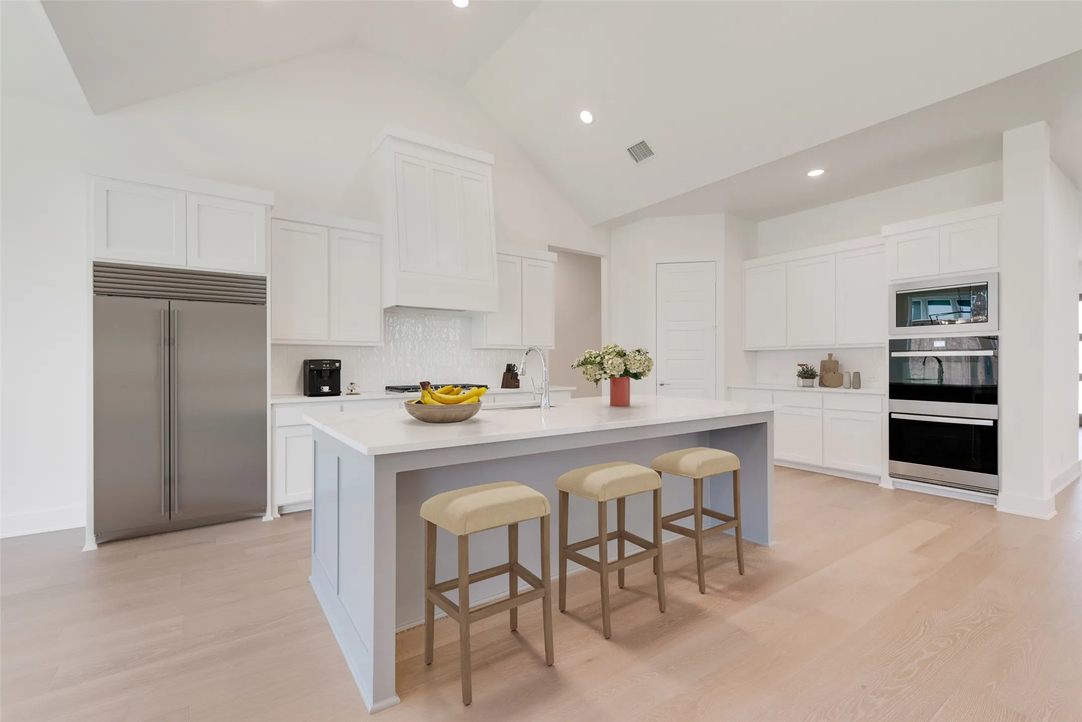 Single Family Residence For Sale in Rockwall County , 830 Montrose Drive, Rockwall, Texas 75087, 5 Bedroom, 4 Bathroom, 3 Garage spaces, 3,454 Sqft, built in 2025, mls#21356321, Real Estate Agent in Rockwall, Homes For Sale in Rockwall county, Homes For Sale in Rockwall, Realtor in Rockwall Texas, Real Estate Brokerage Independent Realty Texas, Luminita Cordes Realtor