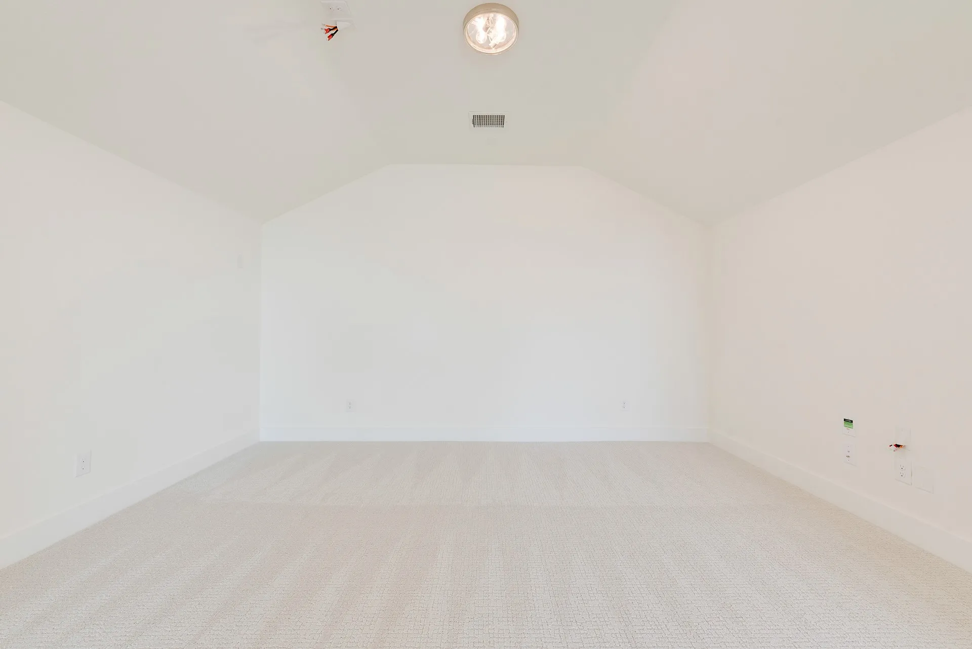 Single Family Residence For Sale in Rockwall County , 830 Montrose Drive, Rockwall, Texas 75087, 5 Bedroom, 4 Bathroom, 3 Garage spaces, 3,454 Sqft, built in 2025, mls#21356321, Real Estate Agent in Rockwall, Homes For Sale in Rockwall county, Homes For Sale in Rockwall, Realtor in Rockwall Texas, Real Estate Brokerage Independent Realty Texas, Luminita Cordes Realtor