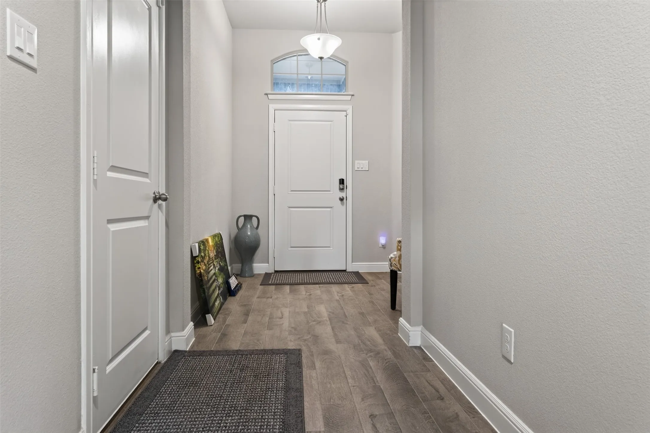 Single Family Residence For Sale in Johnson County , 1203 Larkspur Lane, Cleburne, Texas 76033, 4 Bedroom, 2 Bathroom, 3 Garage spaces, 1,848 Sqft, built in 2020, mls#21355391, Real Estate Agent in Cleburne, Homes For Sale in Johnson county, Homes For Sale in Cleburne, Realtor in Cleburne Texas, Real Estate Brokerage Independent Realty Texas, Luminita Cordes Realtor