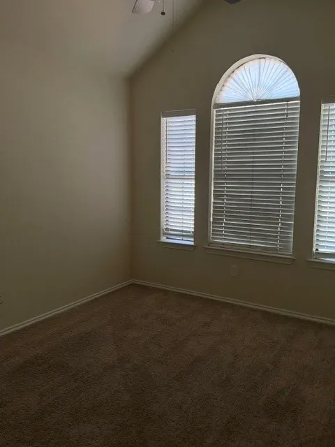 Single Family Residence For Rent in Hood County , 1511 Sunflower Lane, Granbury, Texas 76048, 3 Bedroom, 2 Bathroom, 2 Garage spaces, 1,343 Sqft, built in 1996, mls#21356322, Real Estate Agent in Granbury, Homes For Rent in Hood county, Homes For Rent in Granbury, Realtor in Granbury Texas, Real Estate Brokerage Independent Realty Texas, Luminita Cordes Realtor