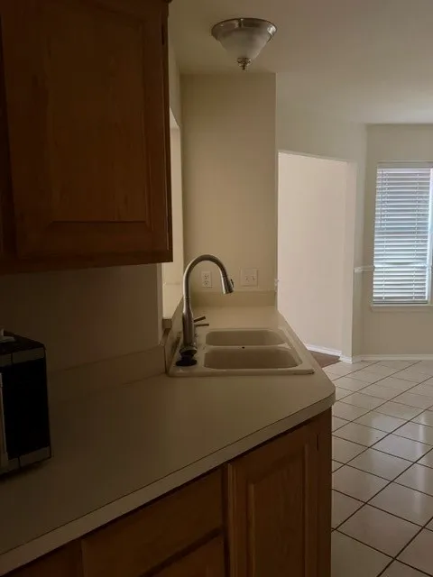 Single Family Residence For Rent in Hood County , 1511 Sunflower Lane, Granbury, Texas 76048, 3 Bedroom, 2 Bathroom, 2 Garage spaces, 1,343 Sqft, built in 1996, mls#21356322, Real Estate Agent in Granbury, Homes For Rent in Hood county, Homes For Rent in Granbury, Realtor in Granbury Texas, Real Estate Brokerage Independent Realty Texas, Luminita Cordes Realtor