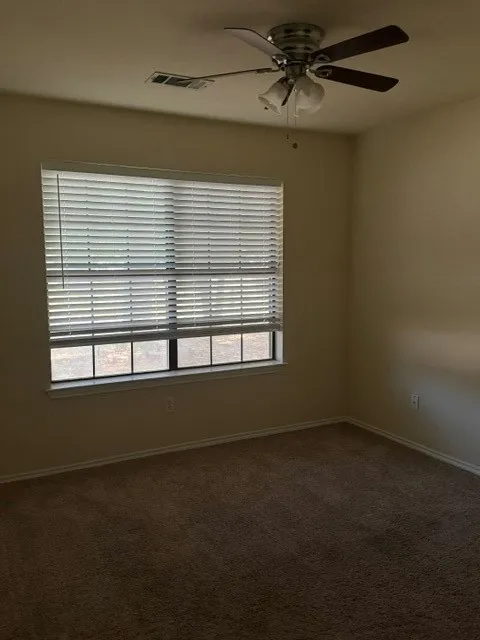Single Family Residence For Rent in Hood County , 1511 Sunflower Lane, Granbury, Texas 76048, 3 Bedroom, 2 Bathroom, 2 Garage spaces, 1,343 Sqft, built in 1996, mls#21356322, Real Estate Agent in Granbury, Homes For Rent in Hood county, Homes For Rent in Granbury, Realtor in Granbury Texas, Real Estate Brokerage Independent Realty Texas, Luminita Cordes Realtor