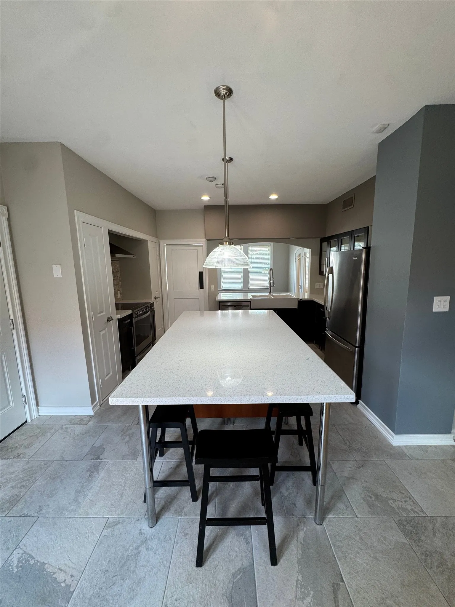 Single Family Residence For Rent in Tarrant County , 2565 Shirley Avenue, Fort Worth, Texas 76109, 4 Bedroom, 3 Bathroom, 2 Garage spaces, 2,696 Sqft, built in 1956, mls#21356339, Real Estate Agent in Fort Worth, Homes For Rent in Tarrant county, Homes For Rent in Fort Worth, Realtor in Fort Worth Texas, Real Estate Brokerage Independent Realty Texas, Luminita Cordes Realtor