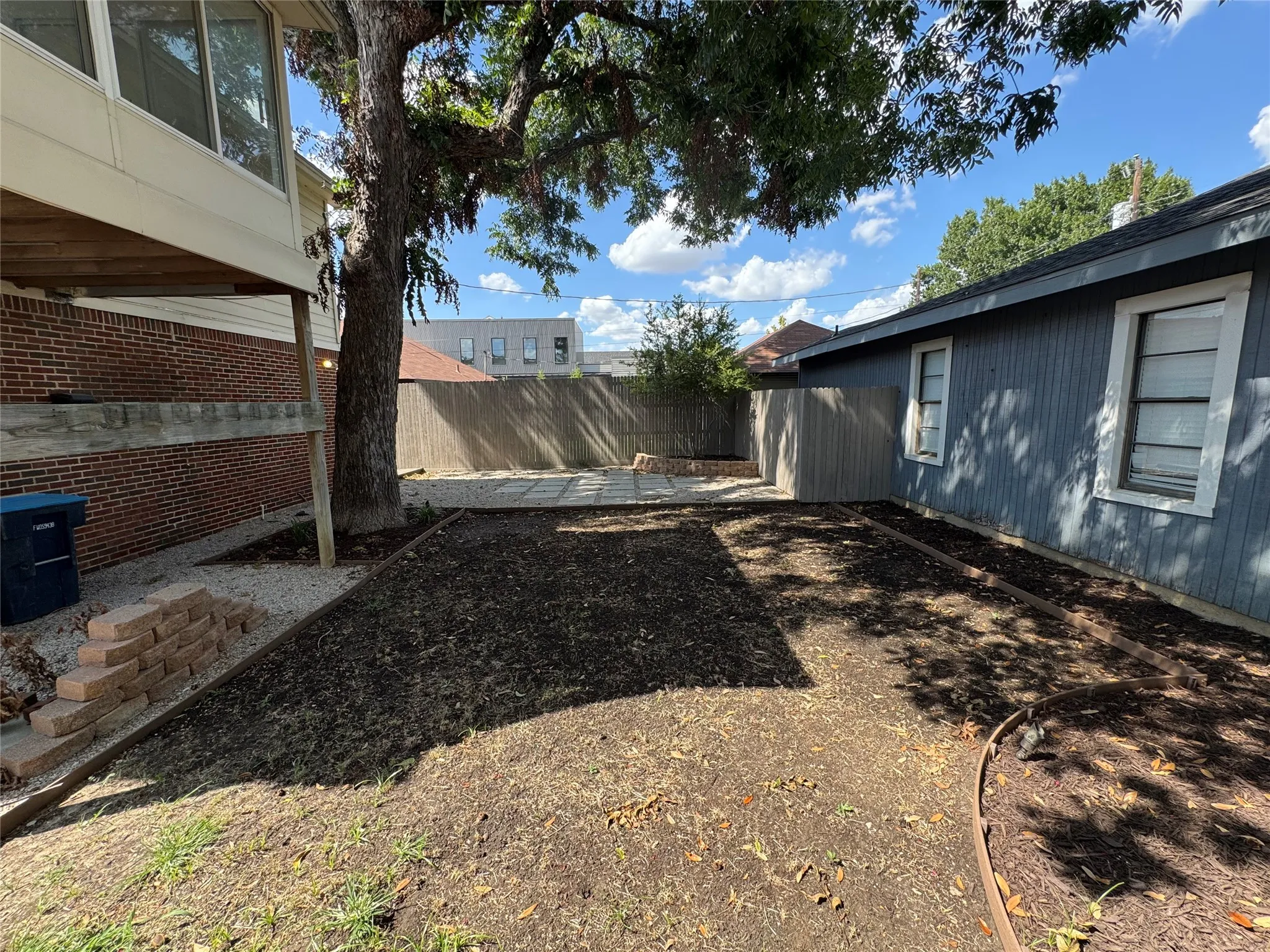 Single Family Residence For Rent in Tarrant County , 2565 Shirley Avenue, Fort Worth, Texas 76109, 4 Bedroom, 3 Bathroom, 2 Garage spaces, 2,696 Sqft, built in 1956, mls#21356339, Real Estate Agent in Fort Worth, Homes For Rent in Tarrant county, Homes For Rent in Fort Worth, Realtor in Fort Worth Texas, Real Estate Brokerage Independent Realty Texas, Luminita Cordes Realtor
