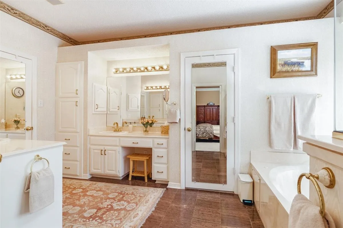 Single Family Residence For Sale in Tarrant County , 301 W Mill Valley Drive, Colleyville, Texas 76034, 4 Bedroom, 3 Bathroom, 2 Garage spaces, 3,282 Sqft, built in 1994, mls#21354897, Real Estate Agent in Colleyville, Homes For Sale in Tarrant county, Homes For Sale in Colleyville, Realtor in Colleyville Texas, Real Estate Brokerage Independent Realty Texas, Luminita Cordes Realtor