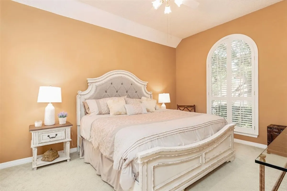 Single Family Residence For Sale in Tarrant County , 301 W Mill Valley Drive, Colleyville, Texas 76034, 4 Bedroom, 3 Bathroom, 2 Garage spaces, 3,282 Sqft, built in 1994, mls#21354897, Real Estate Agent in Colleyville, Homes For Sale in Tarrant county, Homes For Sale in Colleyville, Realtor in Colleyville Texas, Real Estate Brokerage Independent Realty Texas, Luminita Cordes Realtor