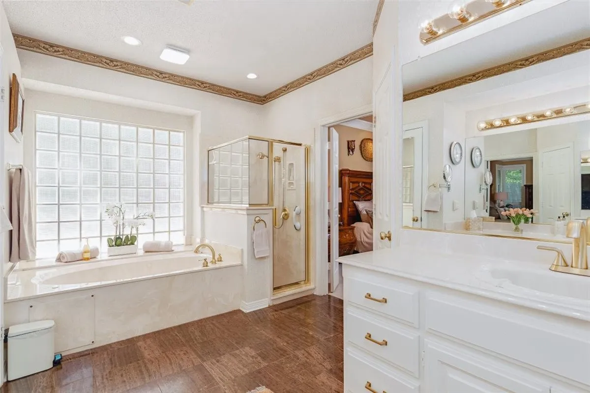 Single Family Residence For Sale in Tarrant County , 301 W Mill Valley Drive, Colleyville, Texas 76034, 4 Bedroom, 3 Bathroom, 2 Garage spaces, 3,282 Sqft, built in 1994, mls#21354897, Real Estate Agent in Colleyville, Homes For Sale in Tarrant county, Homes For Sale in Colleyville, Realtor in Colleyville Texas, Real Estate Brokerage Independent Realty Texas, Luminita Cordes Realtor