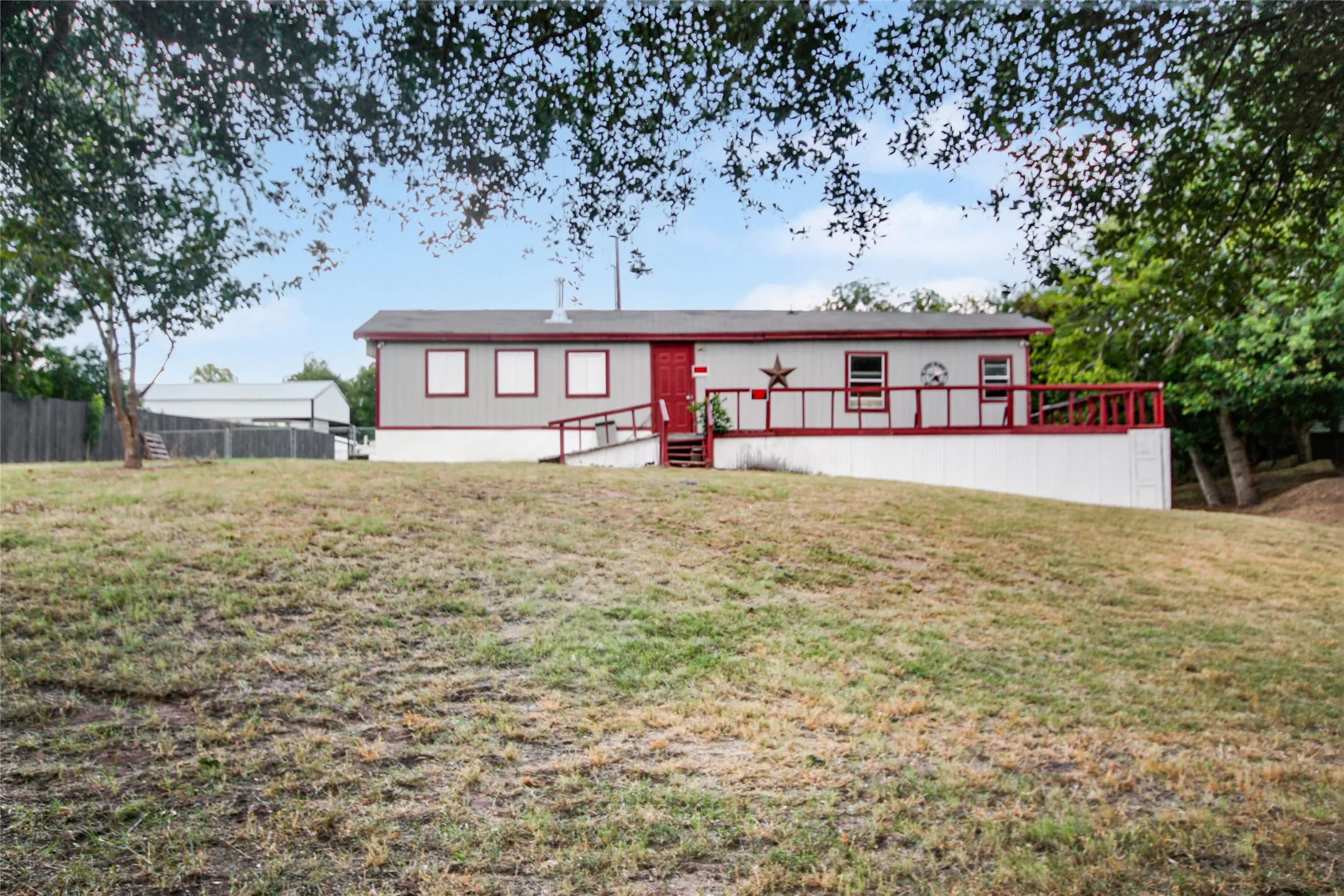 Improved Land For Sale in Parker County , 121 Pawnee Trail, Weatherford, Texas 76087, 0, 0, Garage spaces, 0 Sqft, built in 0, mls#21356298, Real Estate Agent in Weatherford, Homes For Sale in Parker county, Homes For Sale in Weatherford, Realtor in Weatherford Texas, Real Estate Brokerage Independent Realty Texas, Luminita Cordes Realtor