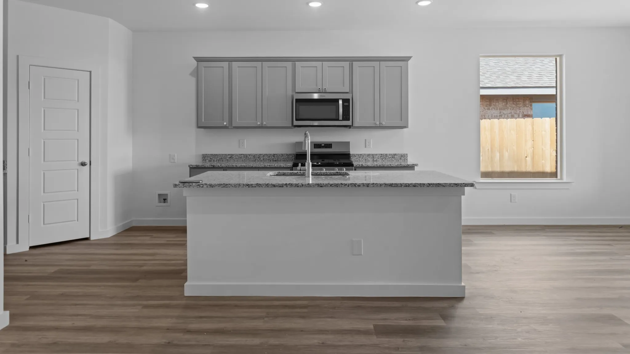 Single Family Residence For Rent in Tarrant County , 8536 Big Apple Drive, Fort Worth, Texas 76179, 4 Bedroom, 2 Bathroom, 2 Garage spaces, 1,712 Sqft, built in 2023, mls#21356283, Real Estate Agent in Fort Worth, Homes For Rent in Tarrant county, Homes For Rent in Fort Worth, Realtor in Fort Worth Texas, Real Estate Brokerage Independent Realty Texas, Luminita Cordes Realtor