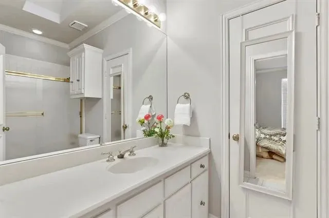 Single Family Residence For Rent in Collin County , 5327 Willow Wood Lane, Dallas, Texas 75252, 5 Bedroom, 5 Bathroom, 3 Garage spaces, 4,908 Sqft, built in 1990, Price $6,900, mls#21344617, Real Estate Agent in Dallas, Homes For Rent in Collin county, Homes For Rent in Dallas, Realtor in Dallas Texas, Real Estate Brokerage Independent Realty Texas, Luminita Cordes Realtor