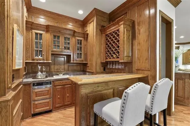 Single Family Residence For Rent in Collin County , 5327 Willow Wood Lane, Dallas, Texas 75252, 5 Bedroom, 5 Bathroom, 3 Garage spaces, 4,908 Sqft, built in 1990, Price $6,900, mls#21344617, Real Estate Agent in Dallas, Homes For Rent in Collin county, Homes For Rent in Dallas, Realtor in Dallas Texas, Real Estate Brokerage Independent Realty Texas, Luminita Cordes Realtor