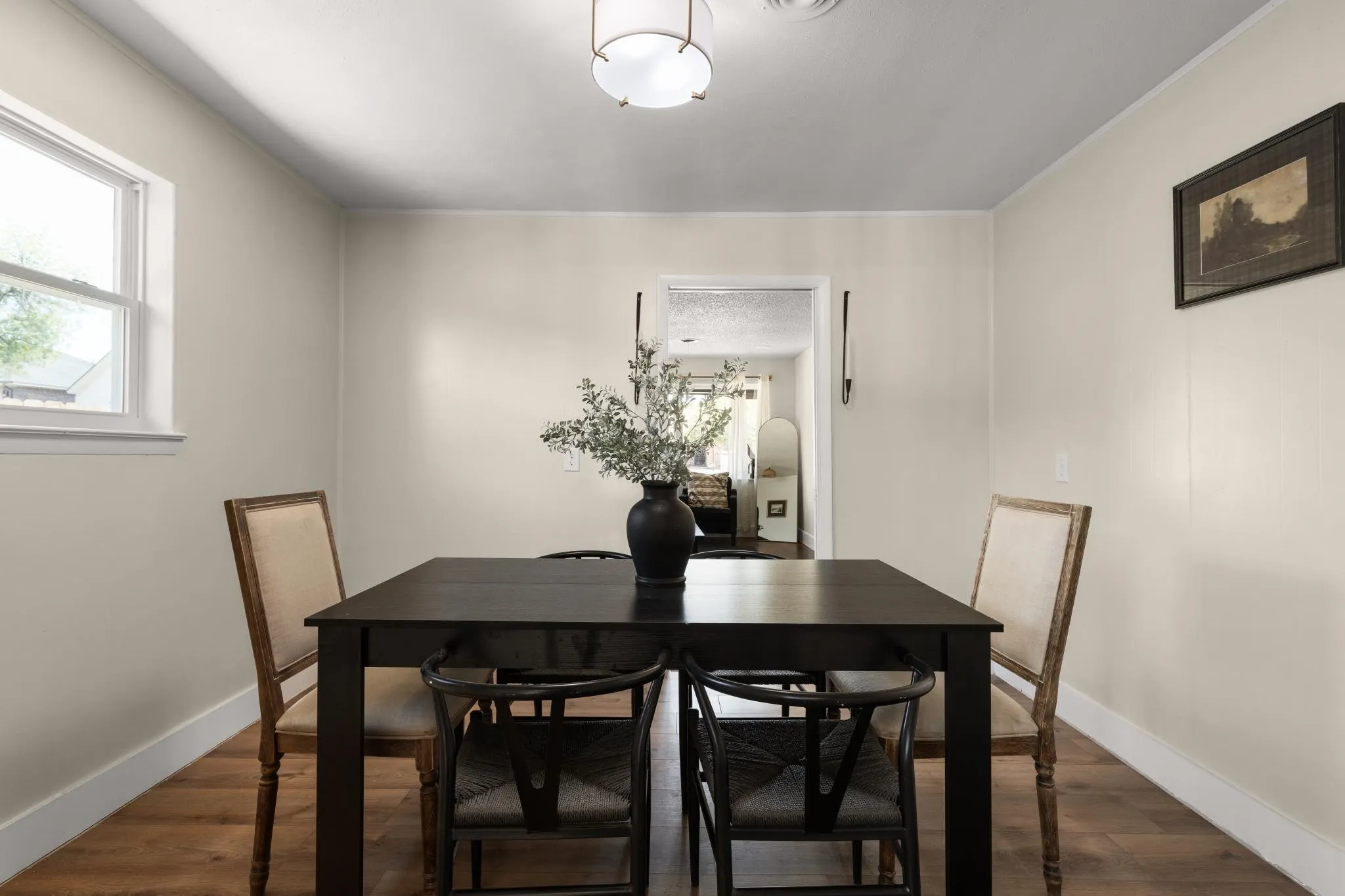 Single Family Residence For Sale in Tarrant County , 2915 Clinton Avenue, Fort Worth, Texas 76106, 3 Bedroom, 3 Bathroom, Garage spaces, 1,805 Sqft, built in 1965, mls#21356104, Real Estate Agent in Fort Worth, Homes For Sale in Tarrant county, Homes For Sale in Fort Worth, Realtor in Fort Worth Texas, Real Estate Brokerage Independent Realty Texas, Luminita Cordes Realtor