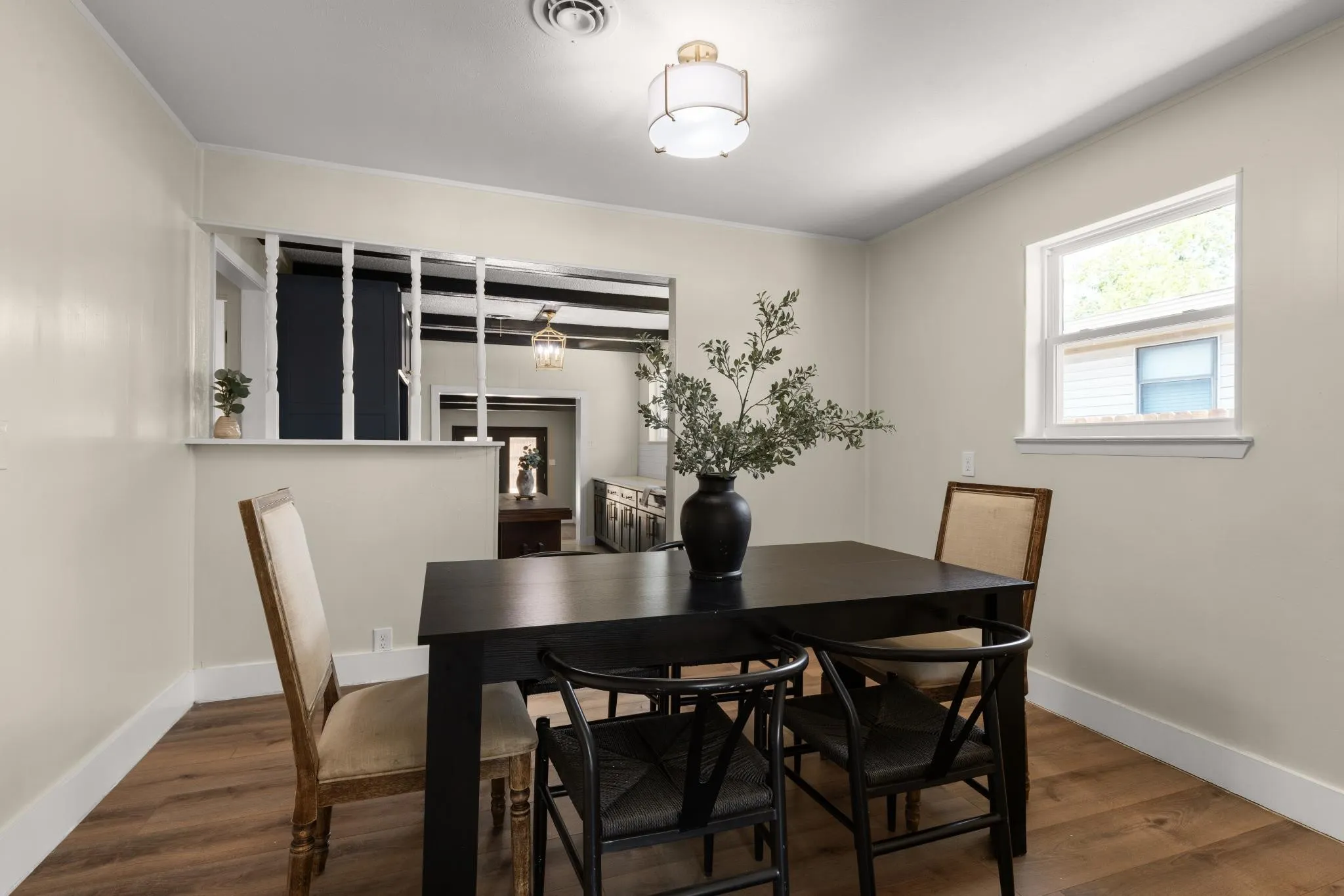 Single Family Residence For Sale in Tarrant County , 2915 Clinton Avenue, Fort Worth, Texas 76106, 3 Bedroom, 3 Bathroom, Garage spaces, 1,805 Sqft, built in 1965, mls#21356104, Real Estate Agent in Fort Worth, Homes For Sale in Tarrant county, Homes For Sale in Fort Worth, Realtor in Fort Worth Texas, Real Estate Brokerage Independent Realty Texas, Luminita Cordes Realtor