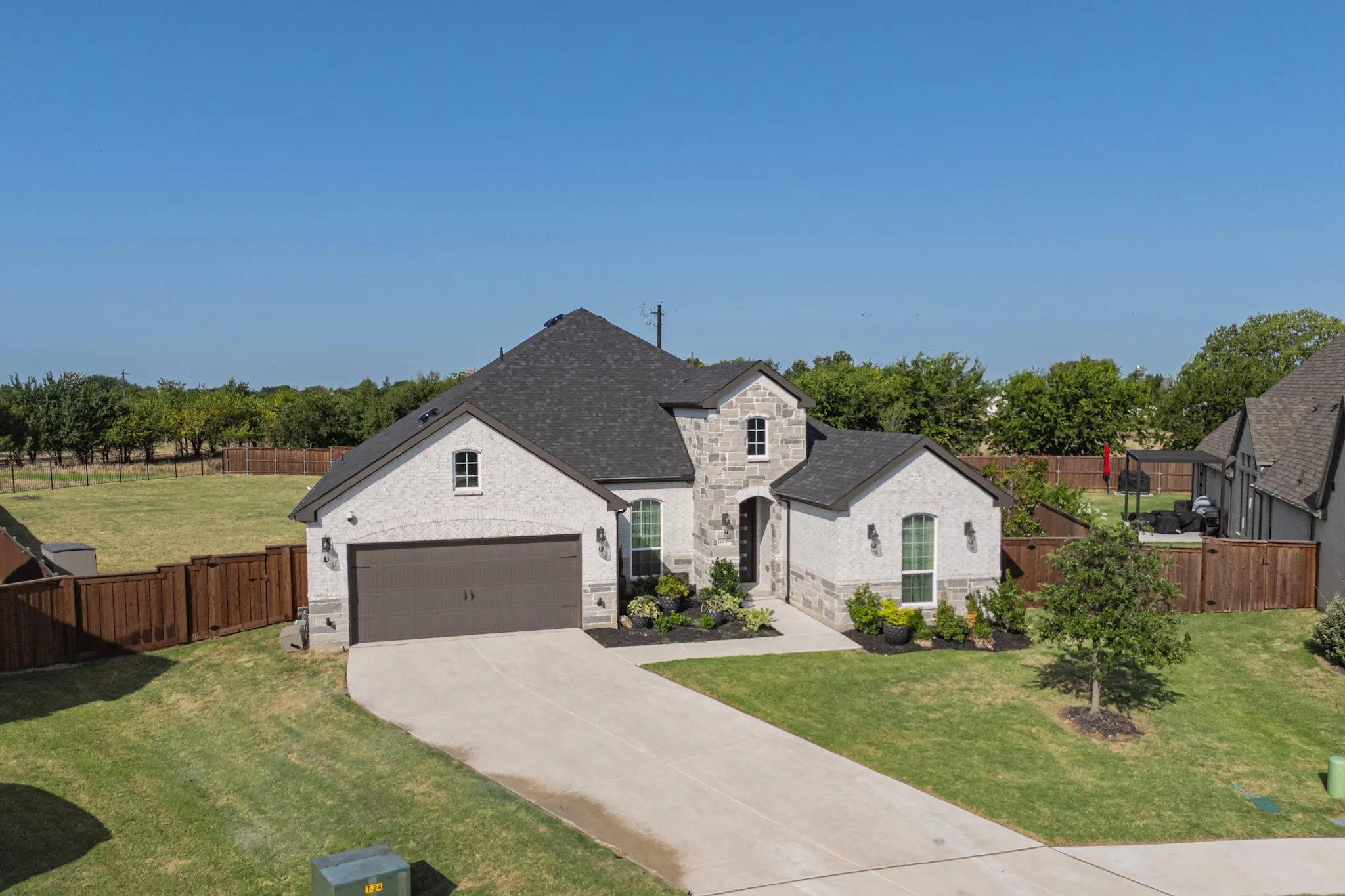 Single Family Residence For Sale in Tarrant County , 459 Peppercress Lane, Haslet, Texas 76052, 4 Bedroom, 3 Bathroom, 2 Garage spaces, 2,650 Sqft, built in 2023, mls#21348958, Real Estate Agent in Haslet, Homes For Sale in Tarrant county, Homes For Sale in Haslet, Realtor in Haslet Texas, Real Estate Brokerage Independent Realty Texas, Luminita Cordes Realtor