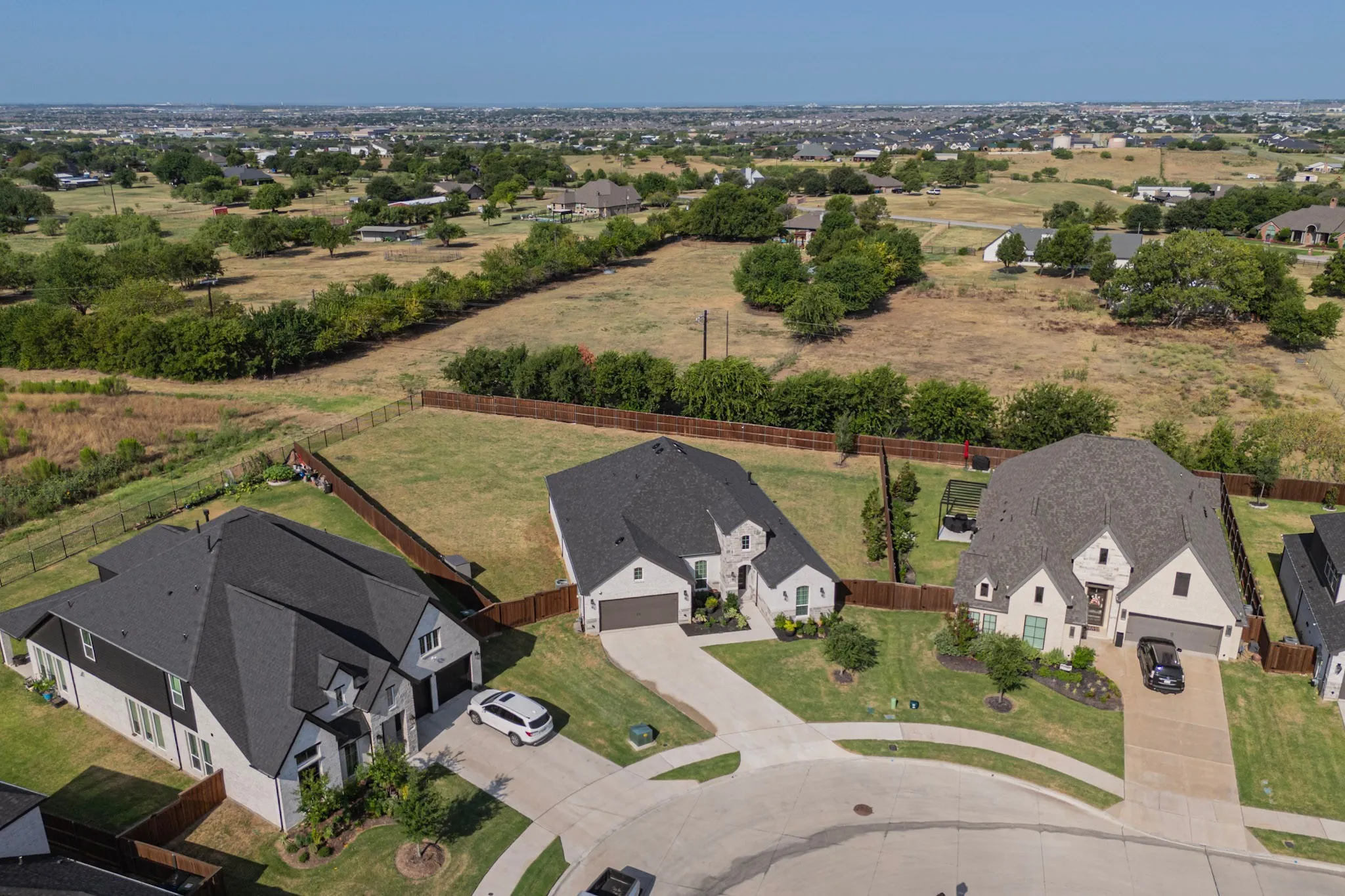 Single Family Residence For Sale in Tarrant County , 459 Peppercress Lane, Haslet, Texas 76052, 4 Bedroom, 3 Bathroom, 2 Garage spaces, 2,650 Sqft, built in 2023, mls#21348958, Real Estate Agent in Haslet, Homes For Sale in Tarrant county, Homes For Sale in Haslet, Realtor in Haslet Texas, Real Estate Brokerage Independent Realty Texas, Luminita Cordes Realtor