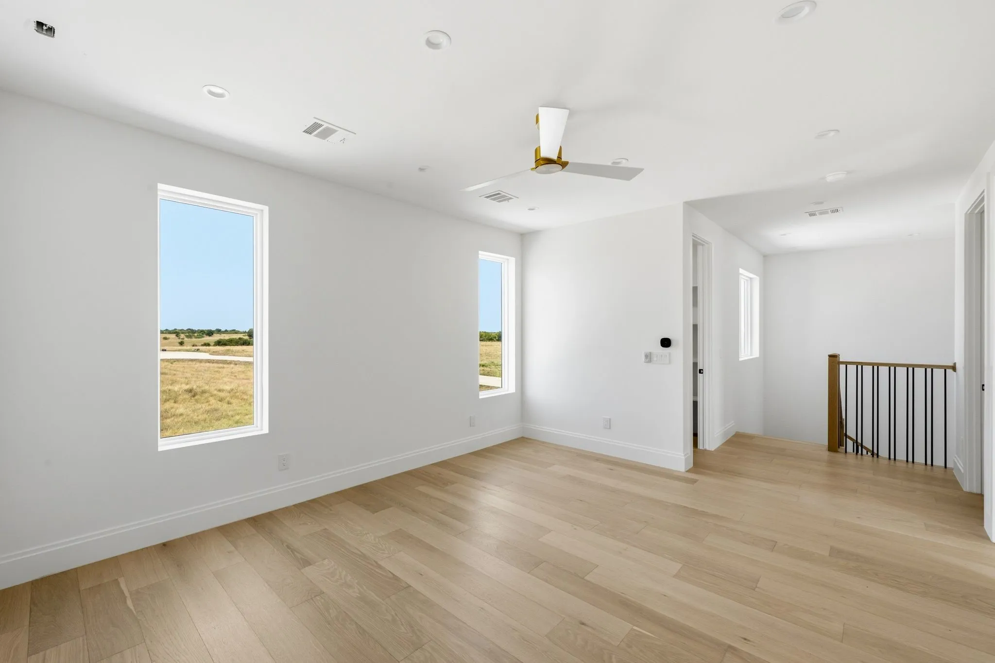 Single Family Residence For Sale in Denton County , 920 Waters Edge, Sanger, Texas 76266, 4 Bedroom, 5 Bathroom, 3 Garage spaces, 4,190 Sqft, built in 2026, mls#21356318, Real Estate Agent in Sanger, Homes For Sale in Denton county, Homes For Sale in Sanger, Realtor in Sanger Texas, Real Estate Brokerage Independent Realty Texas, Luminita Cordes Realtor