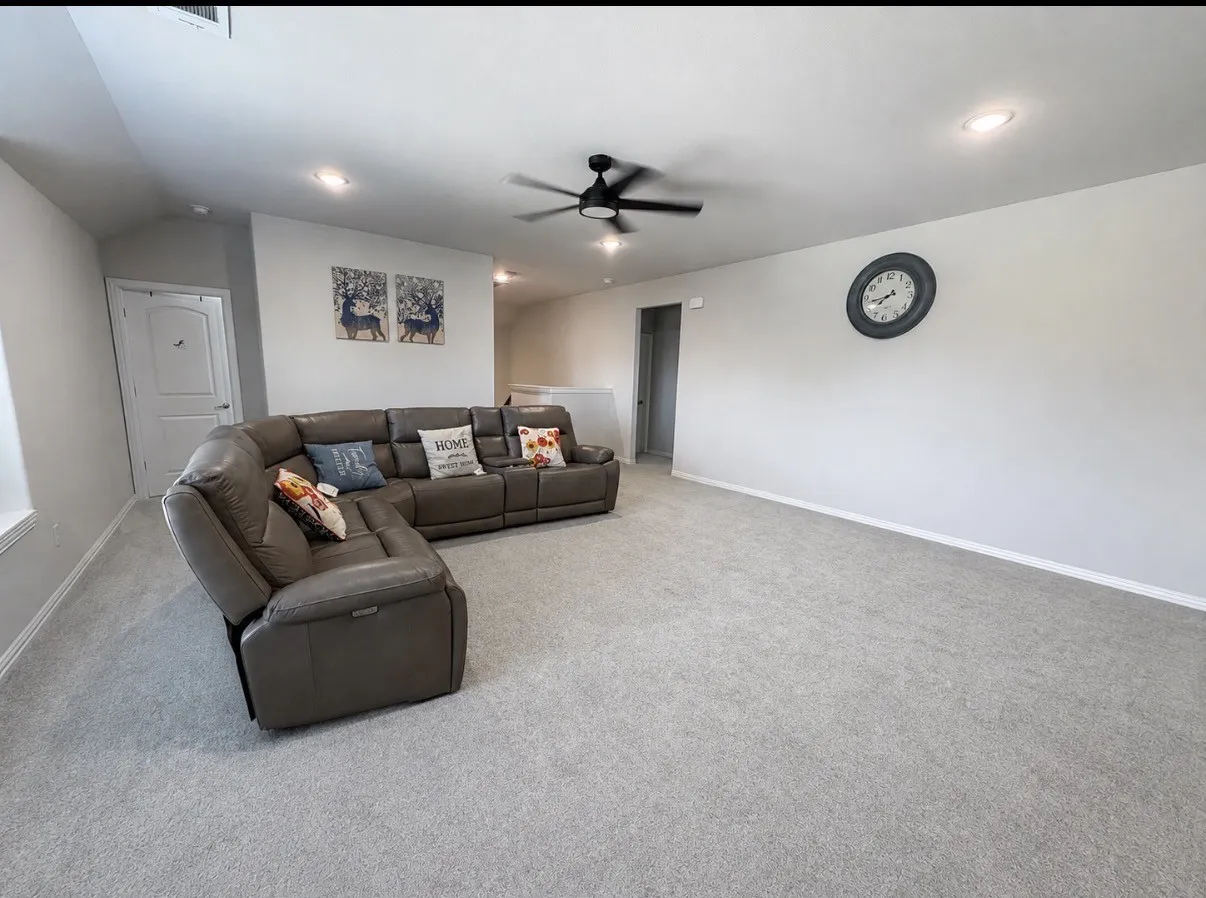 Single Family Residence For Rent in Tarrant County , 4852 Purlieu Drive, Fort Worth, Texas 76244, 4 Bedroom, 3 Bathroom, 2 Garage spaces, 2,810 Sqft, built in 2021, mls#21356346, Real Estate Agent in Fort Worth, Homes For Rent in Tarrant county, Homes For Rent in Fort Worth, Realtor in Fort Worth Texas, Real Estate Brokerage Independent Realty Texas, Luminita Cordes Realtor