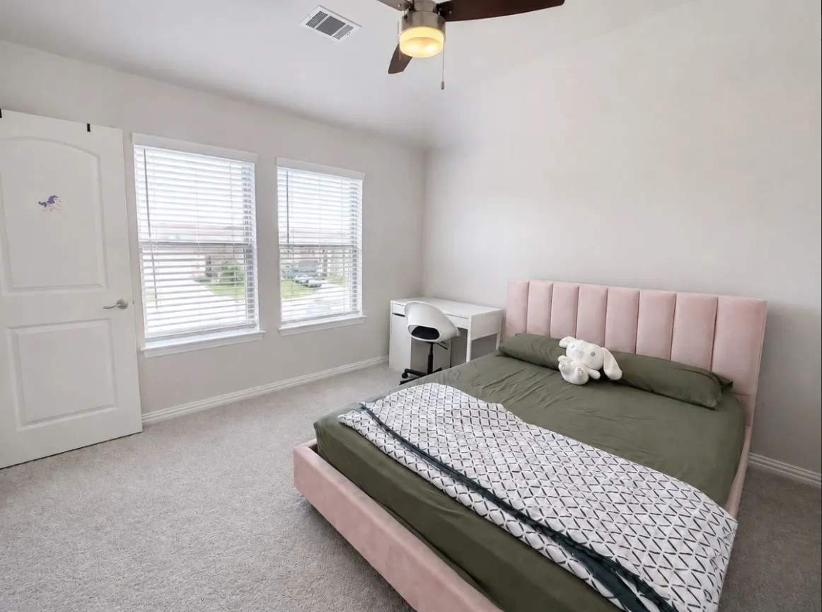Single Family Residence For Rent in Tarrant County , 4852 Purlieu Drive, Fort Worth, Texas 76244, 4 Bedroom, 3 Bathroom, 2 Garage spaces, 2,810 Sqft, built in 2021, mls#21356346, Real Estate Agent in Fort Worth, Homes For Rent in Tarrant county, Homes For Rent in Fort Worth, Realtor in Fort Worth Texas, Real Estate Brokerage Independent Realty Texas, Luminita Cordes Realtor