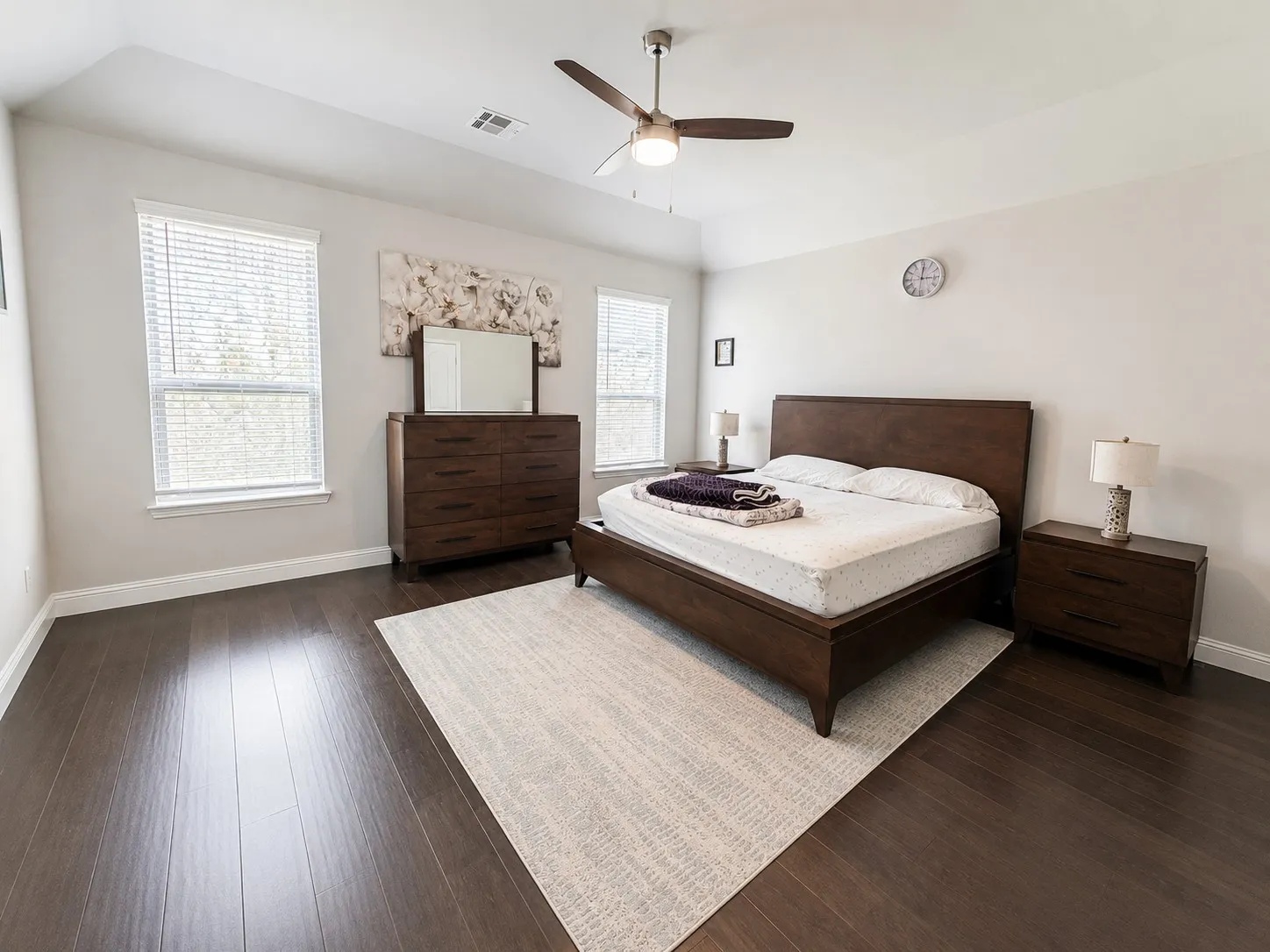Single Family Residence For Rent in Tarrant County , 4852 Purlieu Drive, Fort Worth, Texas 76244, 4 Bedroom, 3 Bathroom, 2 Garage spaces, 2,810 Sqft, built in 2021, mls#21356346, Real Estate Agent in Fort Worth, Homes For Rent in Tarrant county, Homes For Rent in Fort Worth, Realtor in Fort Worth Texas, Real Estate Brokerage Independent Realty Texas, Luminita Cordes Realtor