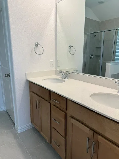 Single Family Residence For Rent in Collin County , 4000 Malachite Drive, Celina, Texas 75009, 3 Bedroom, 2 Bathroom, 2 Garage spaces, 1,518 Sqft, built in 2026, mls#21356369, Real Estate Agent in Celina, Homes For Rent in Collin county, Homes For Rent in Celina, Realtor in Celina Texas, Real Estate Brokerage Independent Realty Texas, Luminita Cordes Realtor