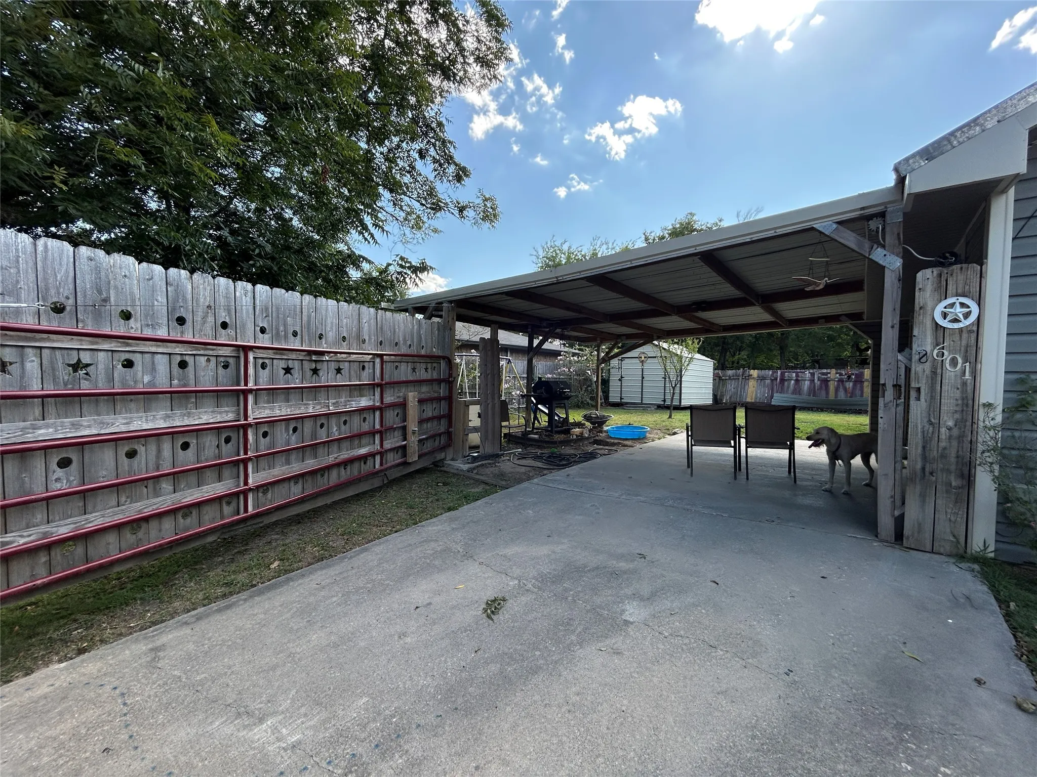 Single Family Residence For Sale in Hopkins County , 601 Locust Street S, Sulphur Springs, Texas 75482, 2 Bedroom, 1 Bathroom, Garage spaces, 1,042 Sqft, built in 1989, Price $175,000, mls#21356335, Real Estate Agent in Sulphur Springs, Homes For Sale in Hopkins county, Homes For Sale in Sulphur Springs, Realtor in Sulphur Springs Texas, Real Estate Brokerage Independent Realty Texas, Luminita Cordes Realtor