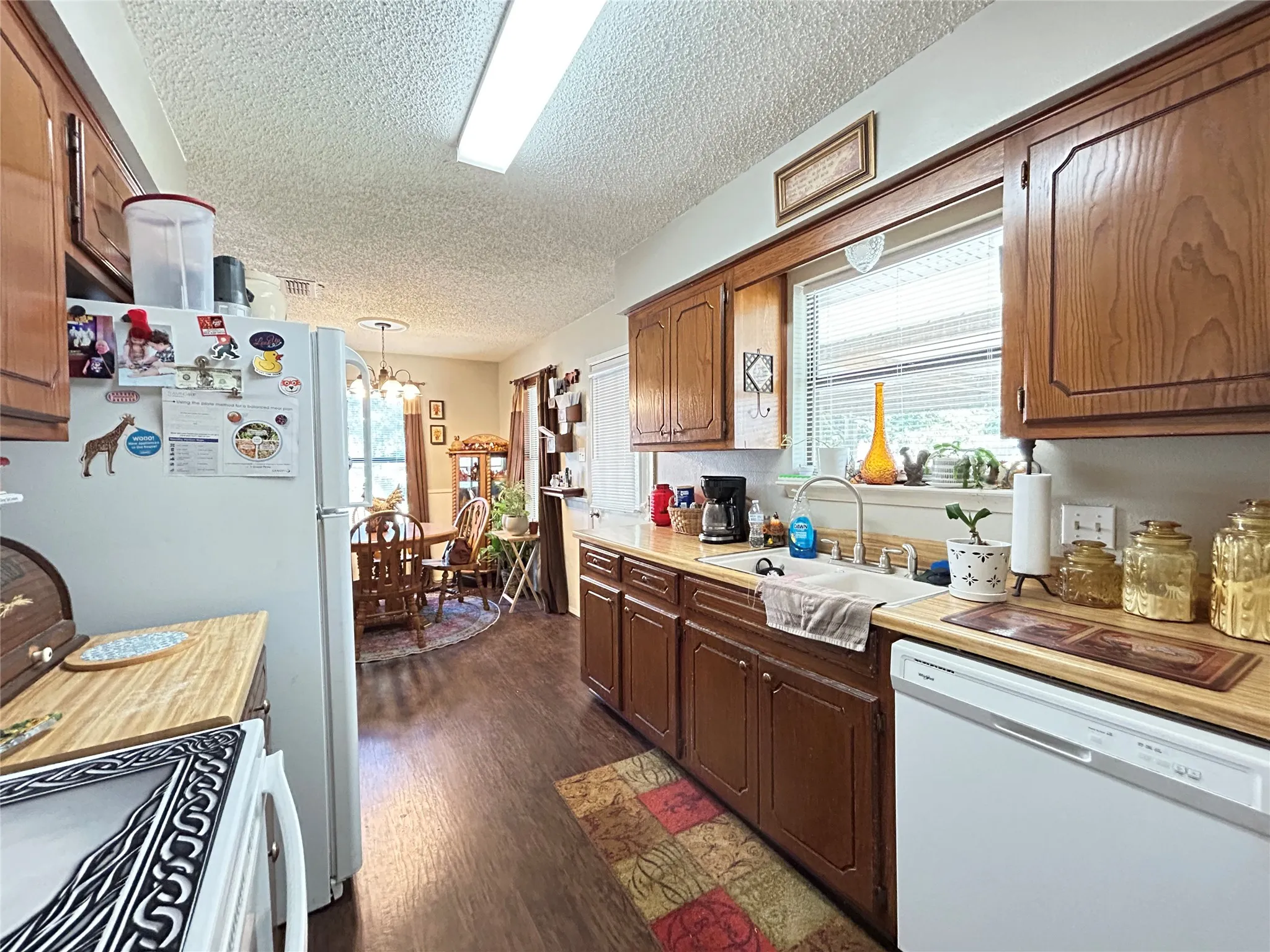Single Family Residence For Sale in Hopkins County , 601 Locust Street S, Sulphur Springs, Texas 75482, 2 Bedroom, 1 Bathroom, Garage spaces, 1,042 Sqft, built in 1989, Price $175,000, mls#21356335, Real Estate Agent in Sulphur Springs, Homes For Sale in Hopkins county, Homes For Sale in Sulphur Springs, Realtor in Sulphur Springs Texas, Real Estate Brokerage Independent Realty Texas, Luminita Cordes Realtor
